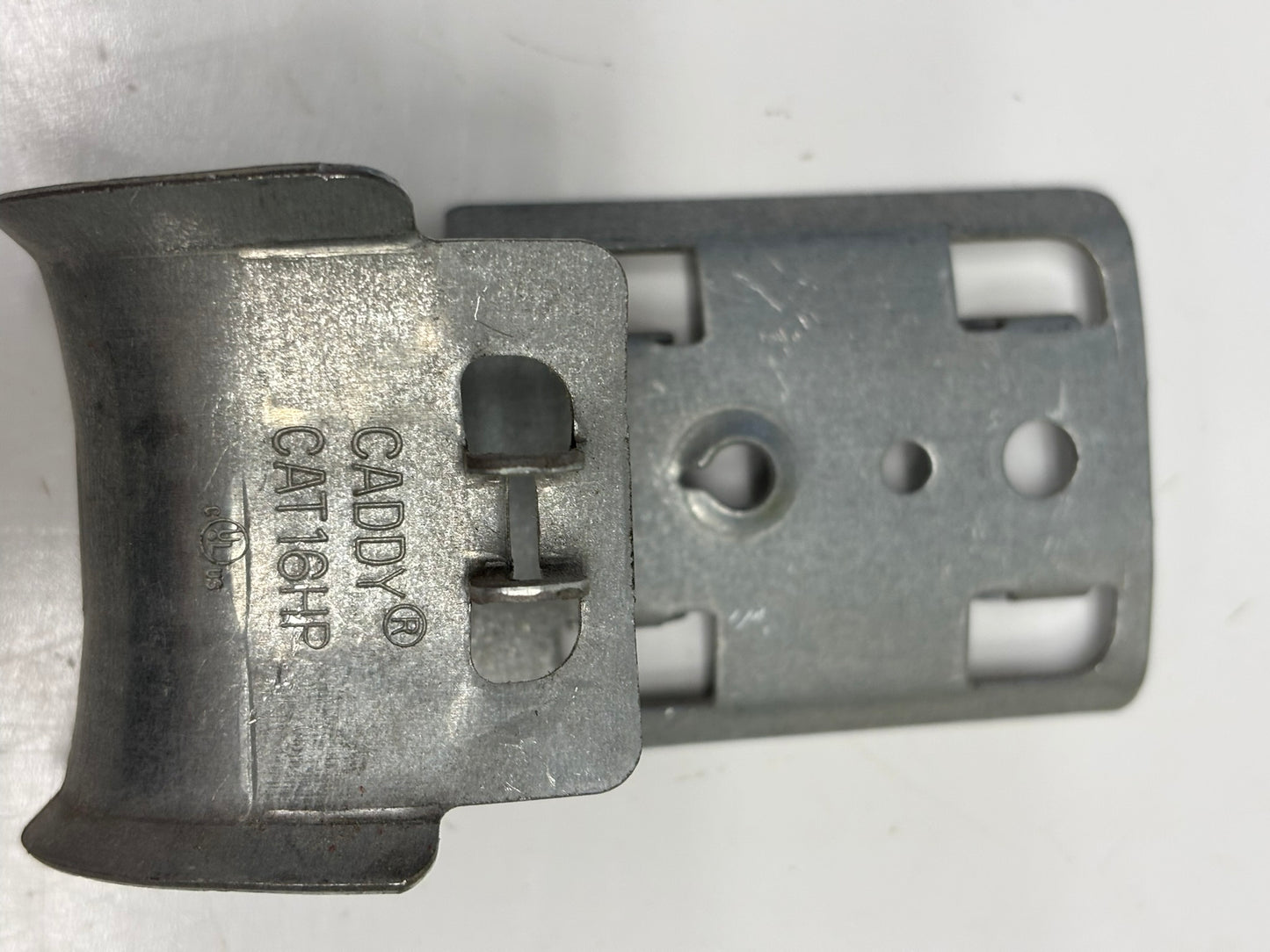 17-Pack Nvent Caddy CAT21HP 1-5/16" J-Hook Cable