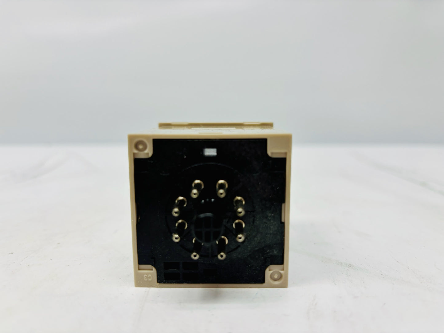 2 Pk Omron H3CR-F8 Multifunction Timer Relay