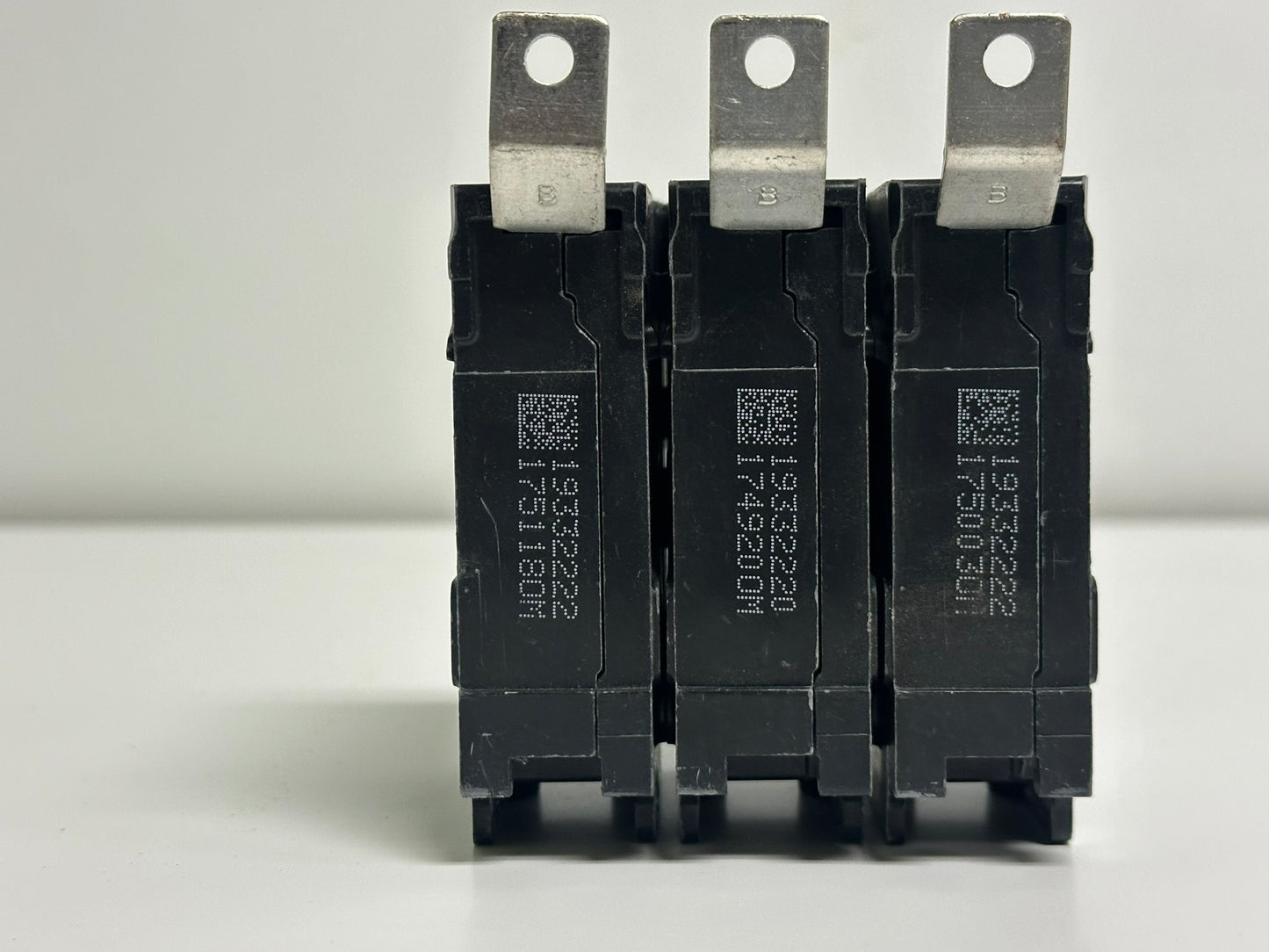Siemens B370 – 70A 3-Pole Bolt-On Circuit Breaker for 240V Systems