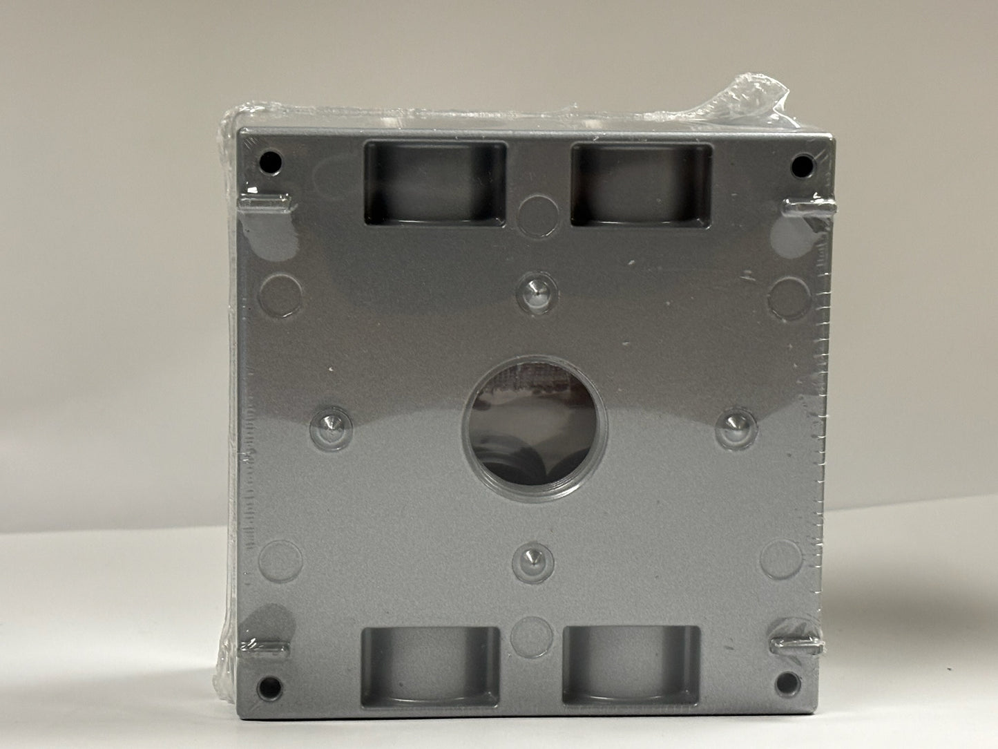 6 PK Bell 5345-0 Outdoor 2-Gang Weatherproof Box with 5 Hubs, 3/4" Threaded