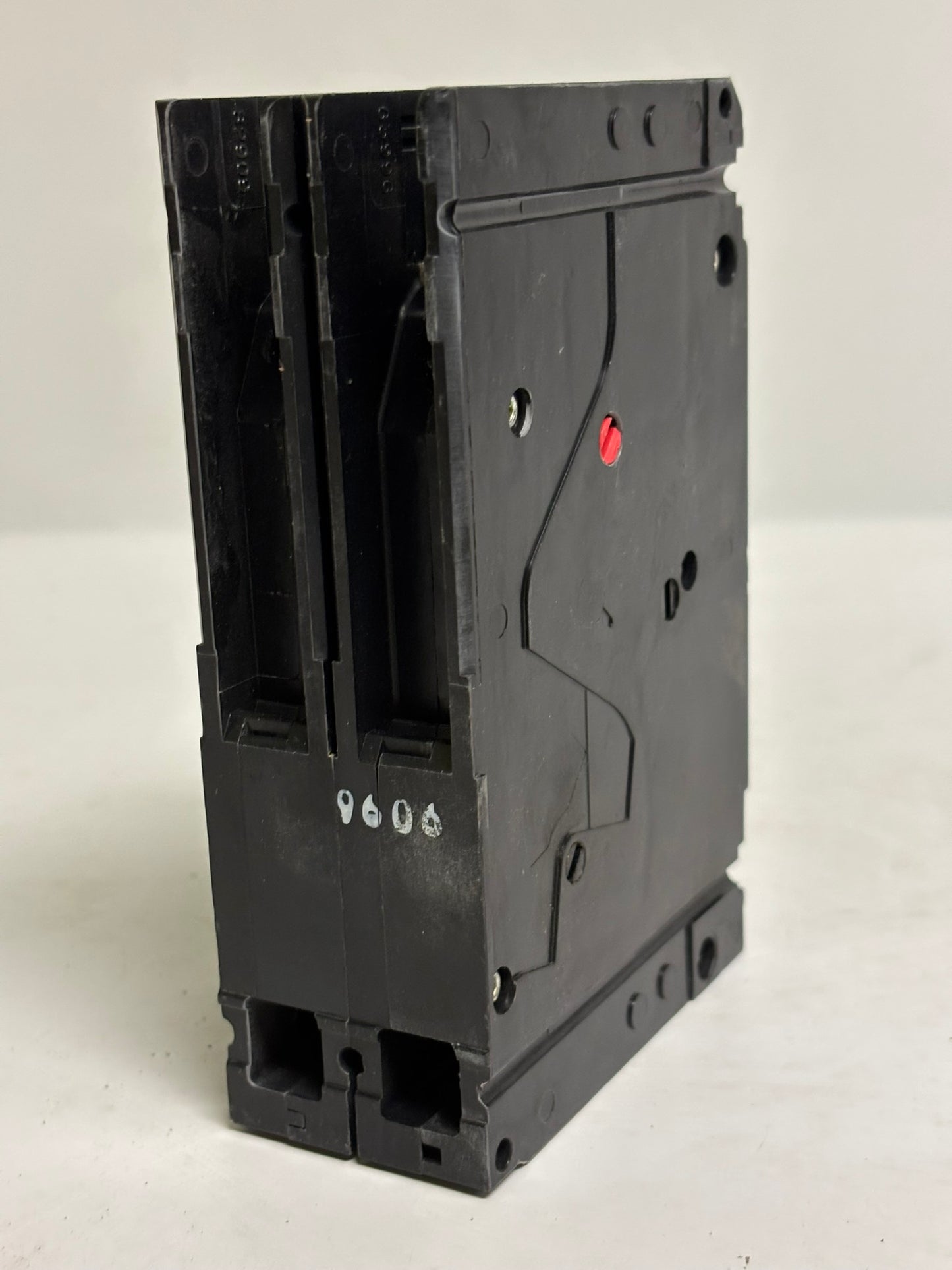 Siemens HED42B045 Molded Case Circuit Breaker, 2p, 45A, 480 VAC, 50/60HZ