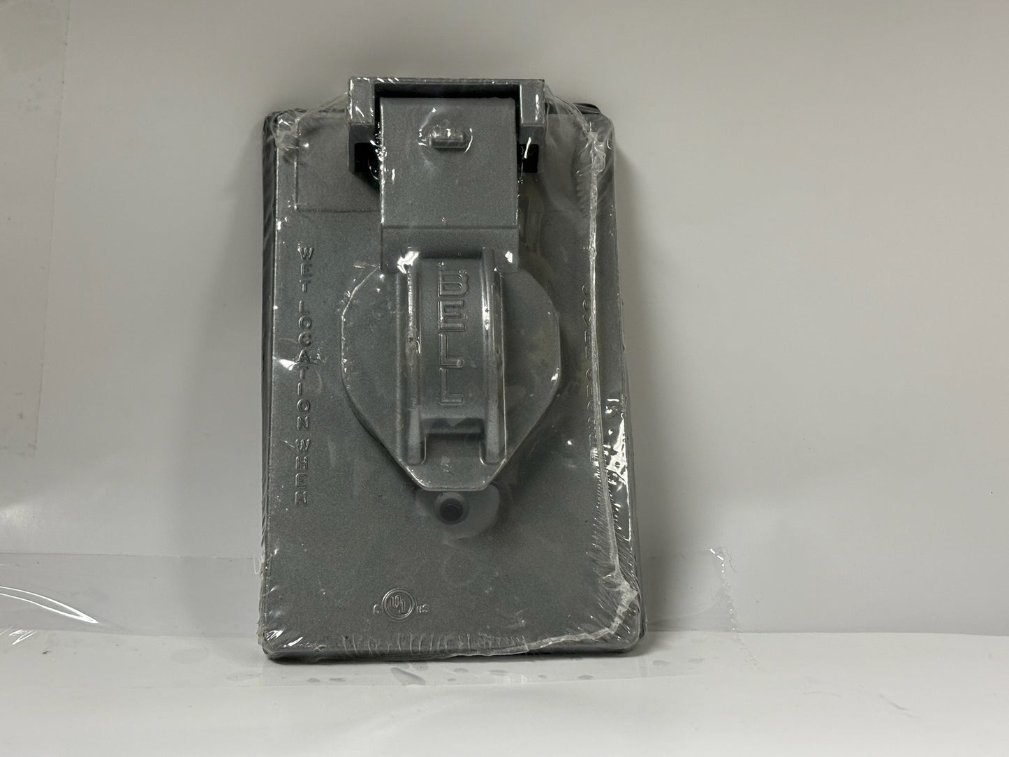 19 PK Bell 5155‑0 1‑Gang Vertical Weatherproof Cover, 1.406" Opening, NEMA 3R