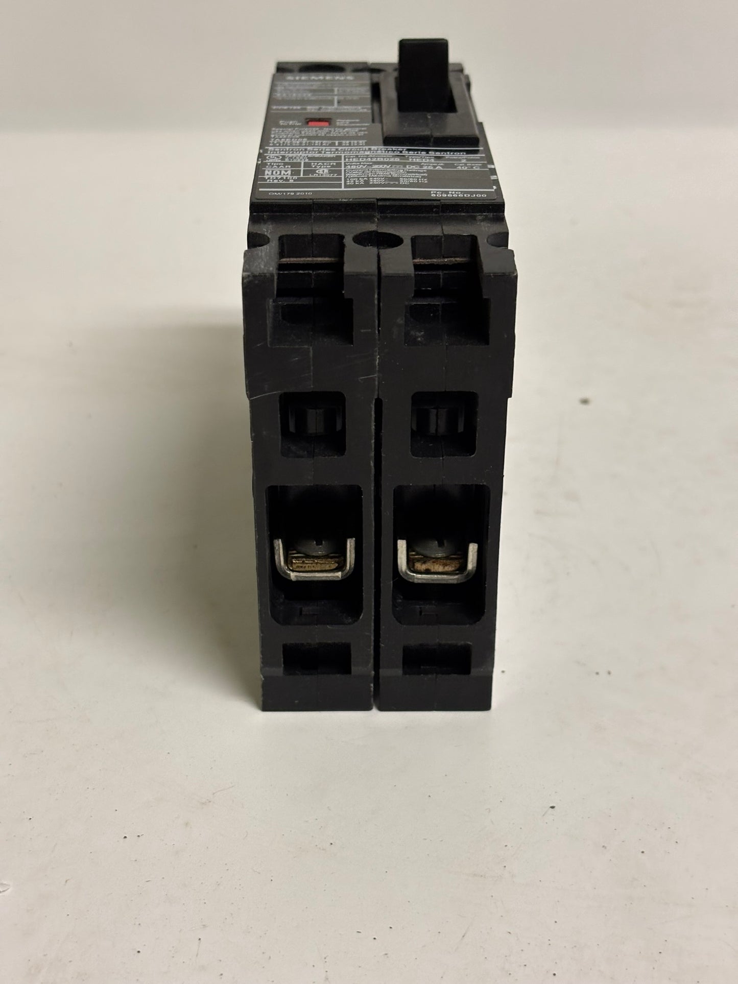Siemens HED42B025 Sentron Molded Case Circuit Breaker, 2p, 25A, 480 VAC, 42kA @ 480V