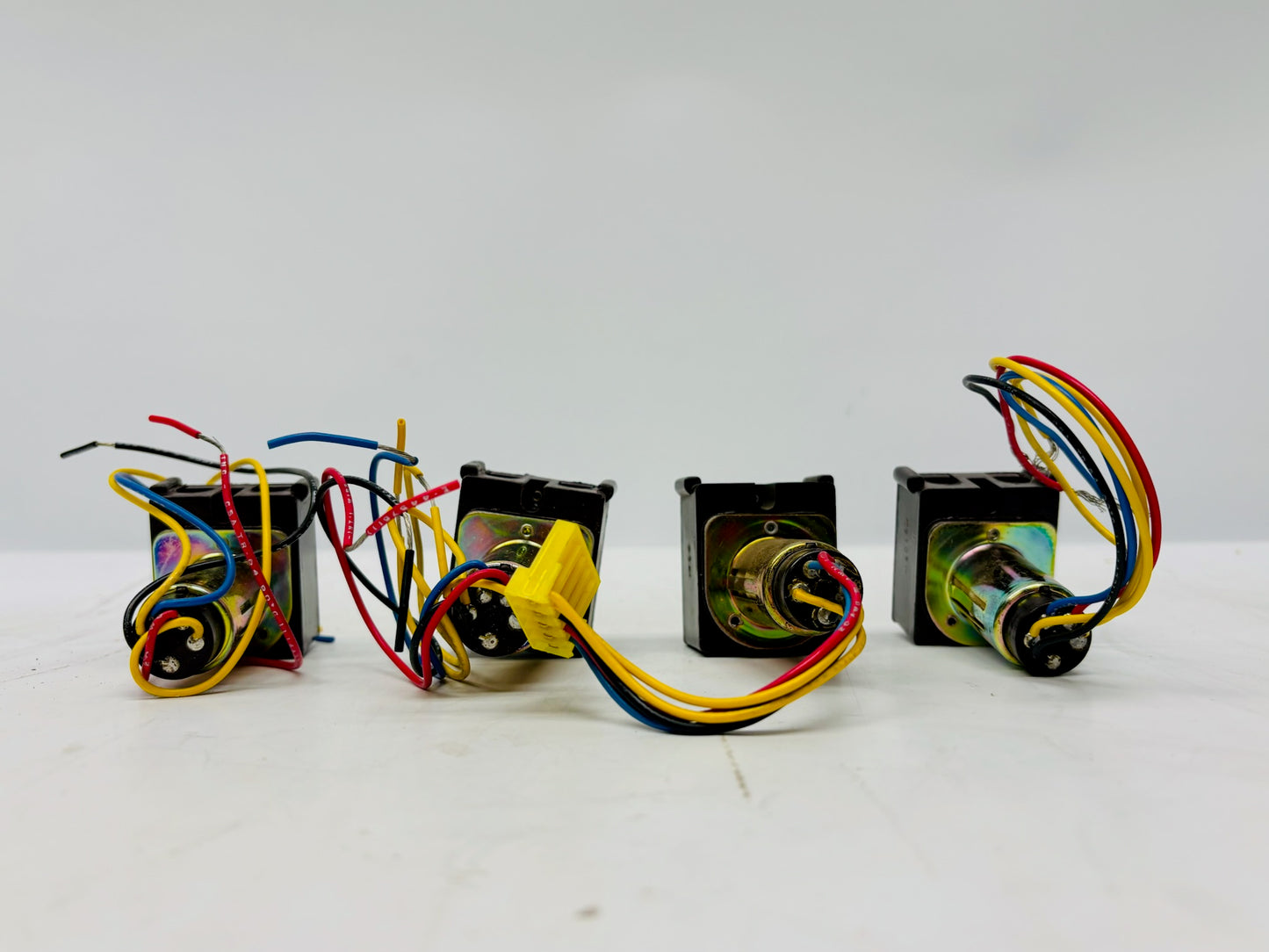 4 Pk General Electric RR9 Low-Voltage Pilot Light Relay
