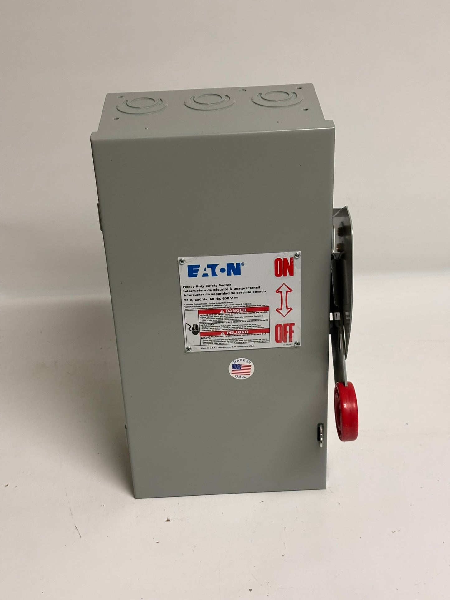 Eaton DH261UGK Heavy Duty Single-Throw Non-Fused Safety Switch, Single-Throw, 30 A