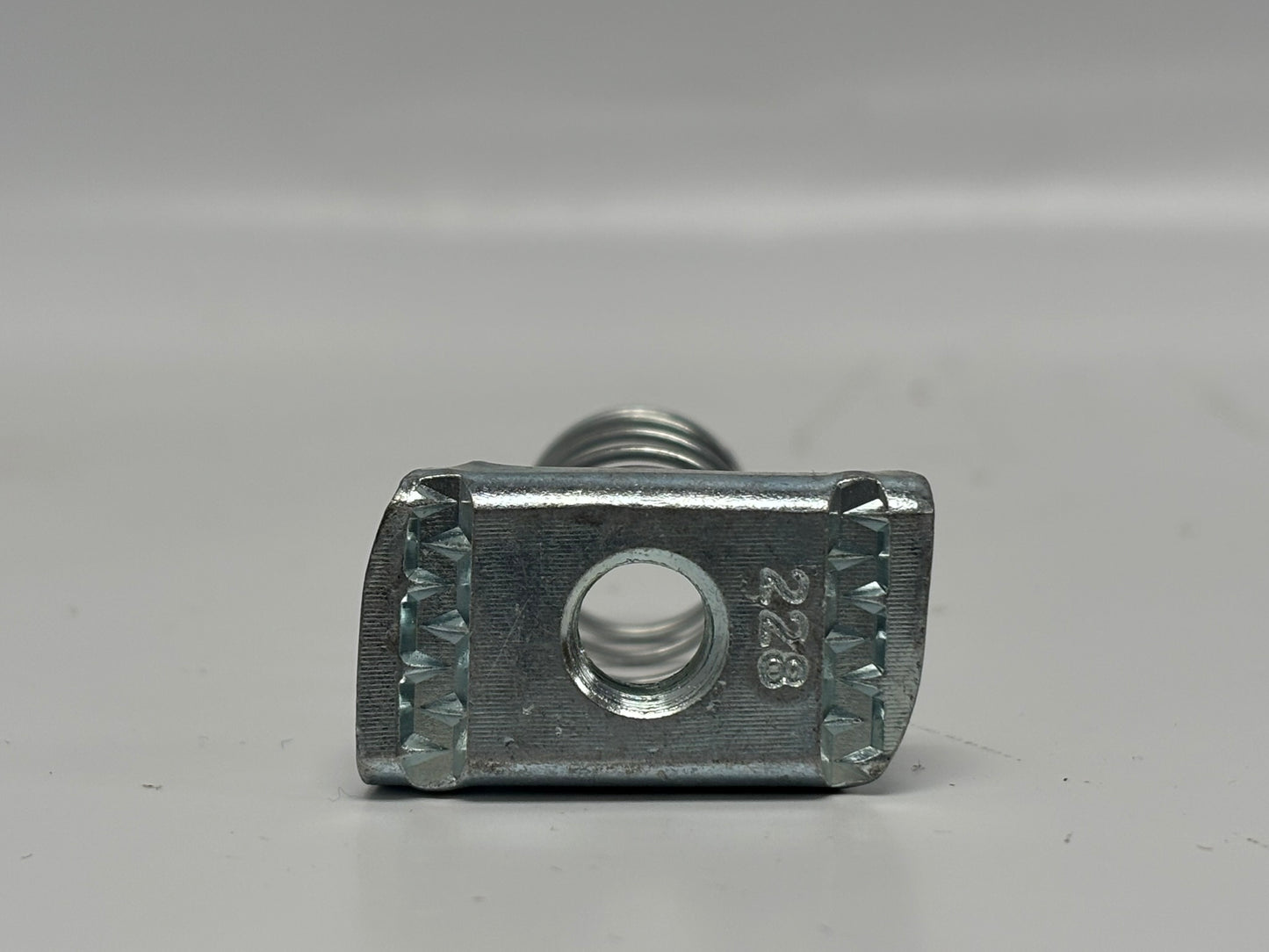 37 PK Eaton B‑Line N228C Zinc-Plated 3/8″ Spring Channel Nut, Steel