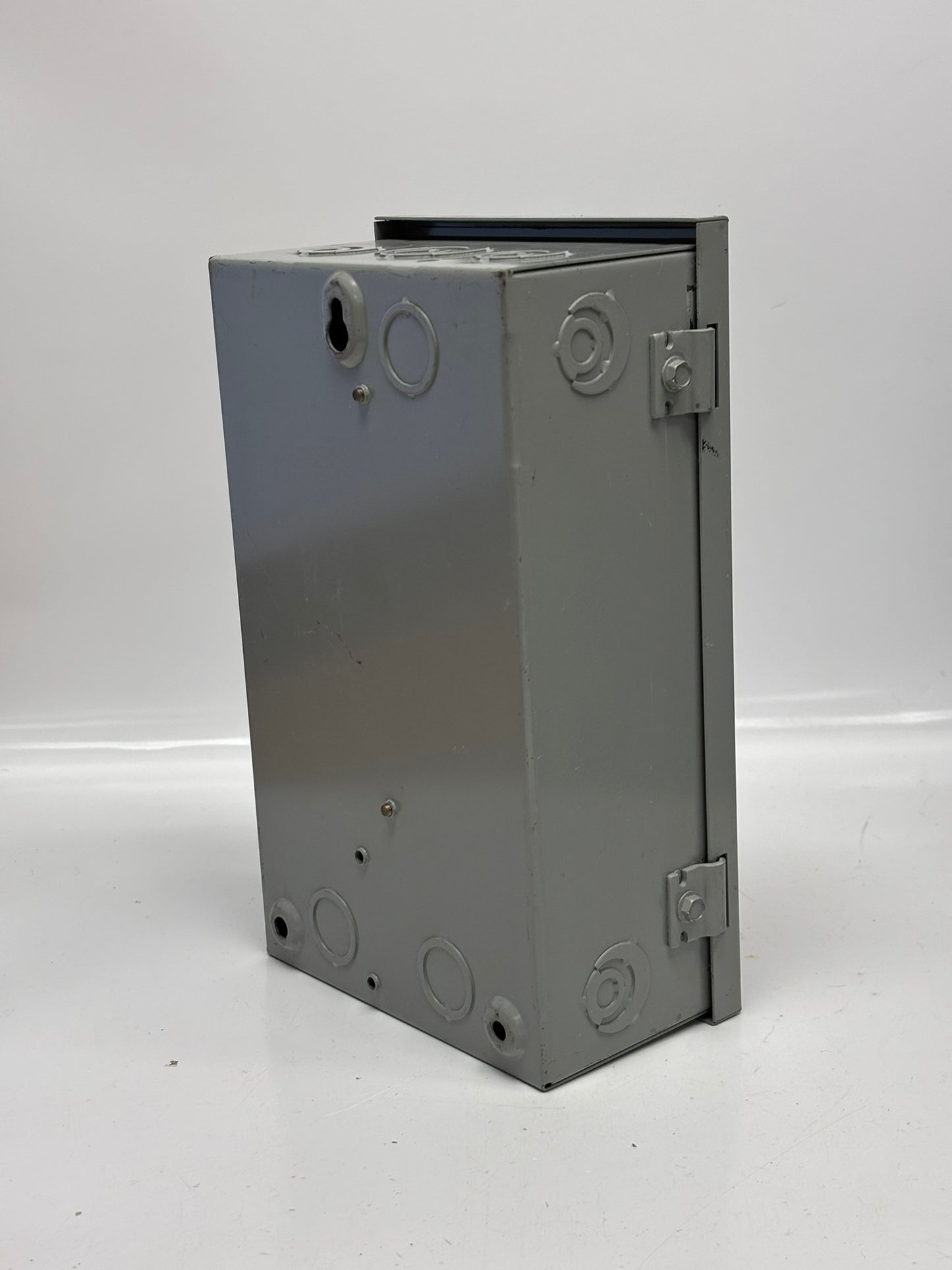 Eaton DG321UGB Cutler-Hammer General Duty Safety Switch, 30A, 240V, 60Hz, No Box