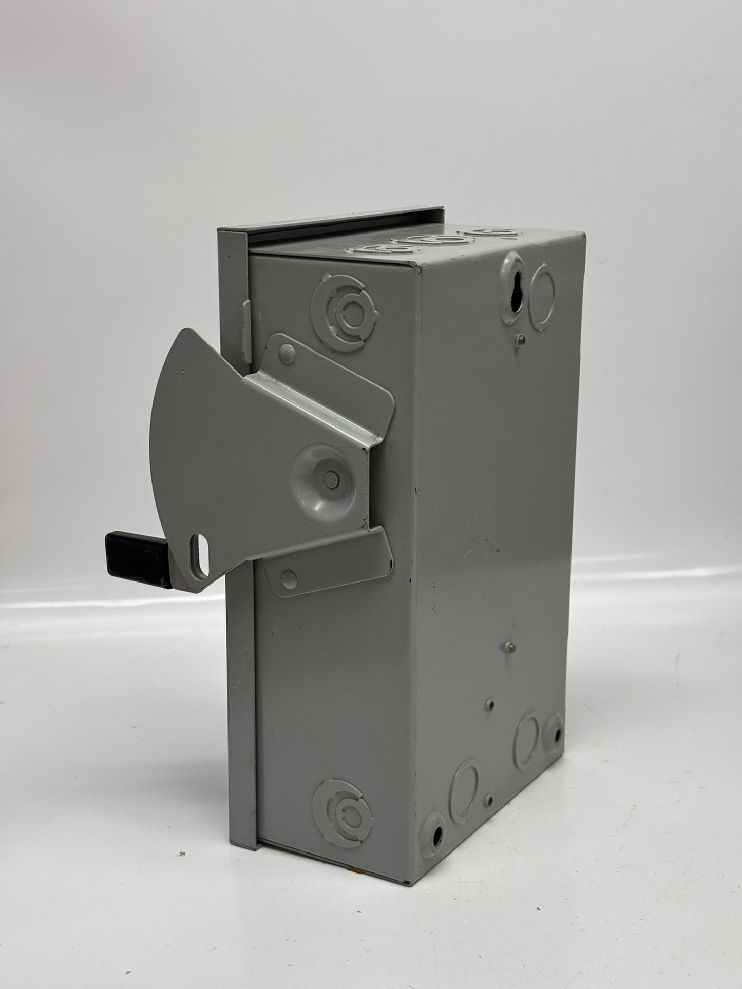Eaton DG321UGB Cutler-Hammer General Duty Safety Switch, 30A, 240V, 60Hz, No Box