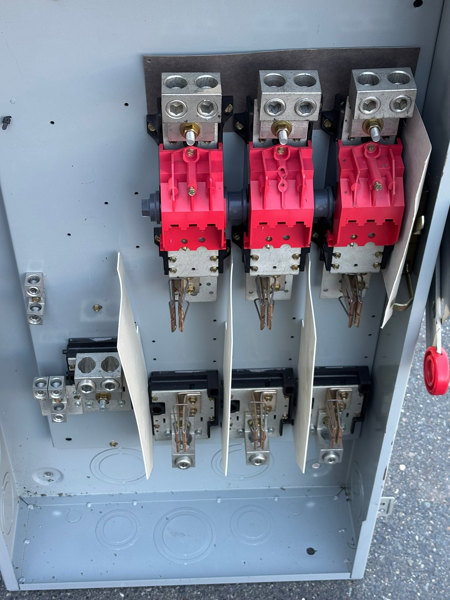 Eaton DH365NGK Cutler-Hammer Heavy Duty Safety Switch, Single-Throw, Fusible, 400A, No Box