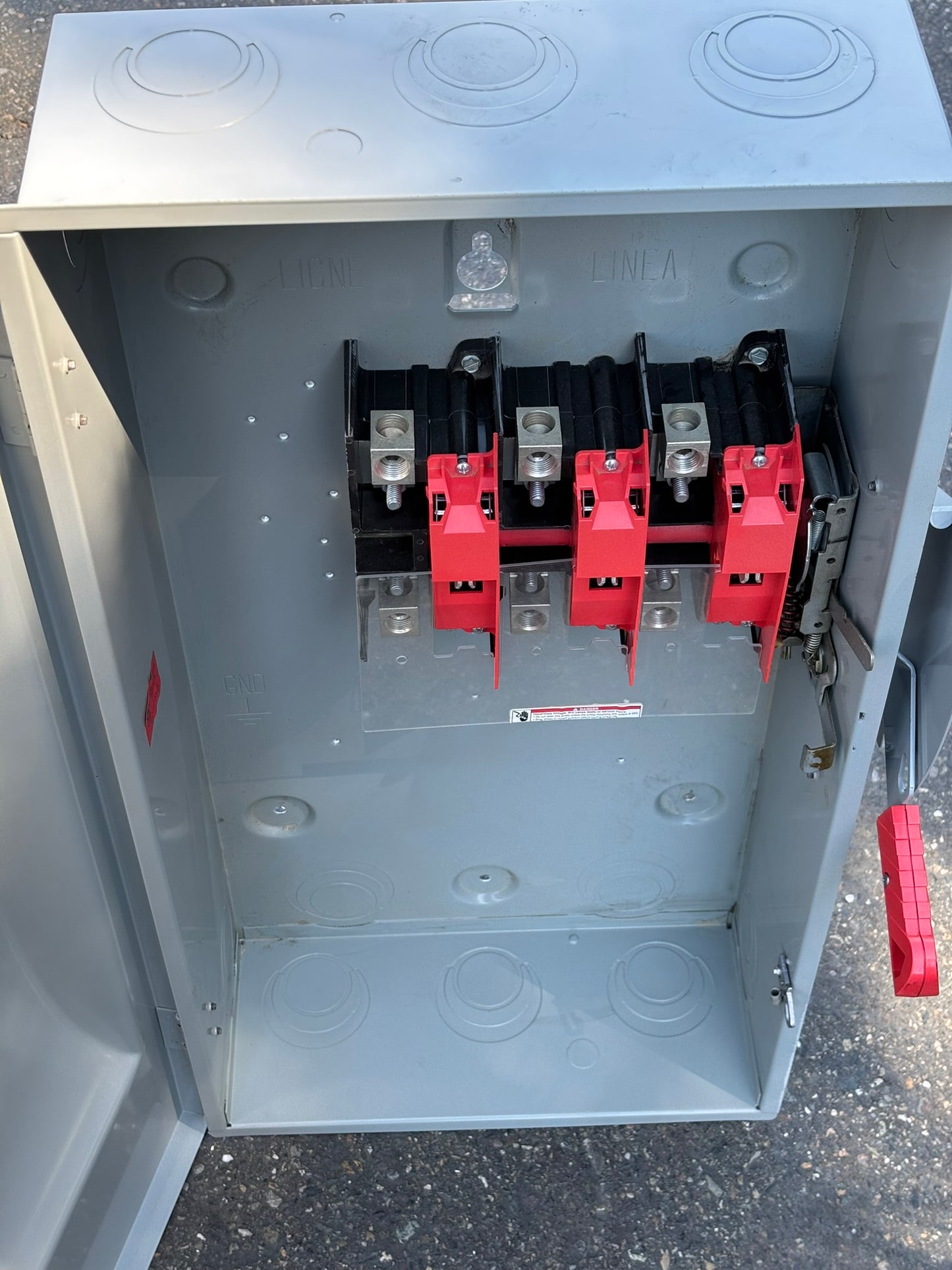 Siemens HNF364 Non-Fusible Heavy Duty Safety Switch, 200A, 600VAC, 600VDC, No Box