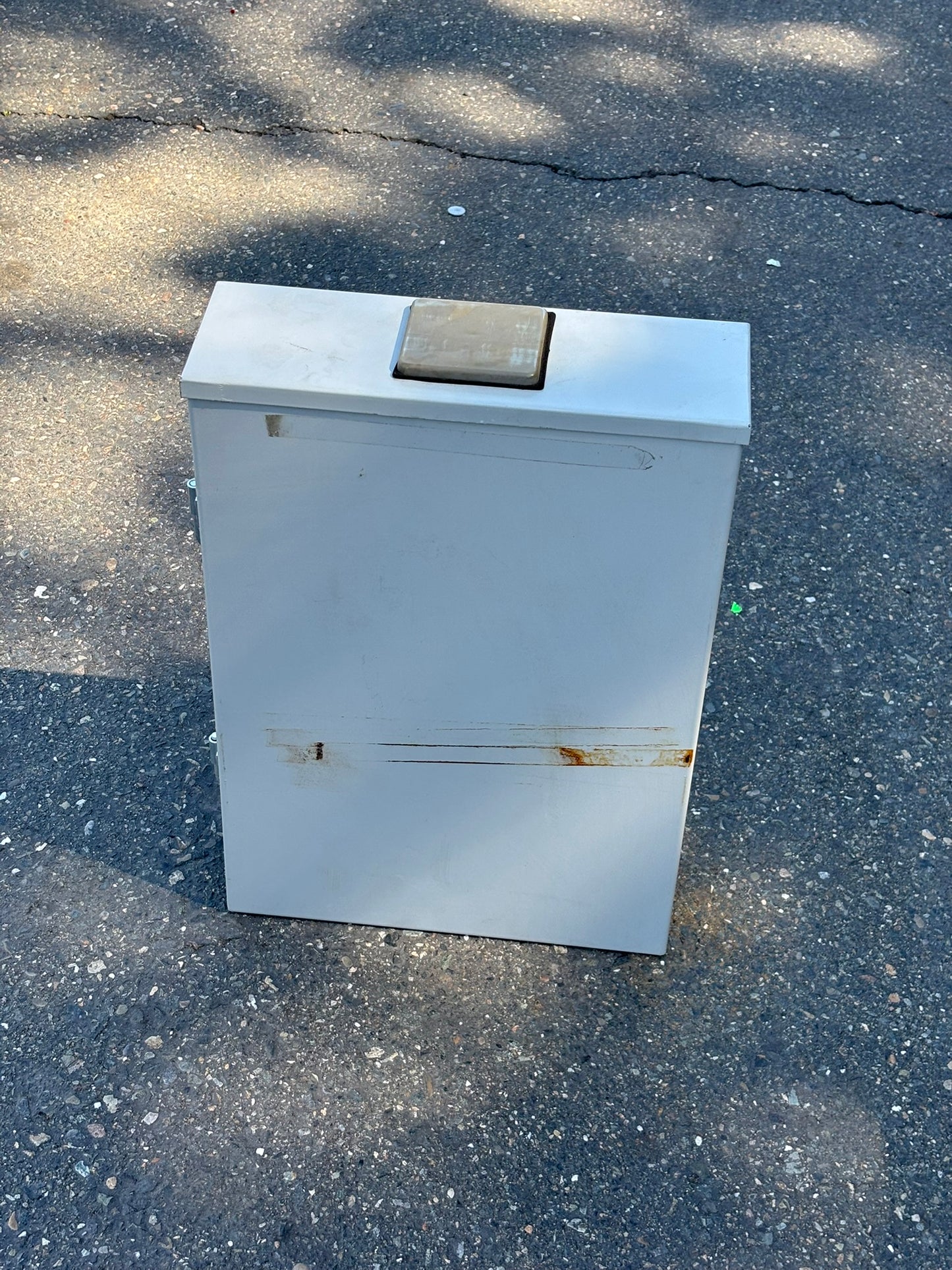 Siemens PNW1224L1125C Outdoor Load Center, 120/240V, No Box