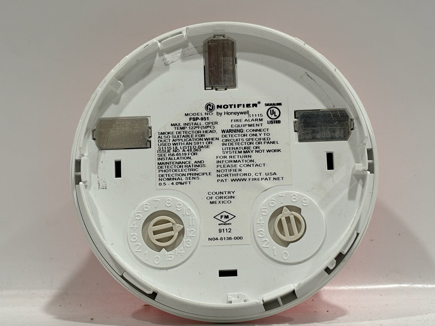 No box Notifier FSP-951 Intelligent Photoelectric Smoke Detector – Addressable Type