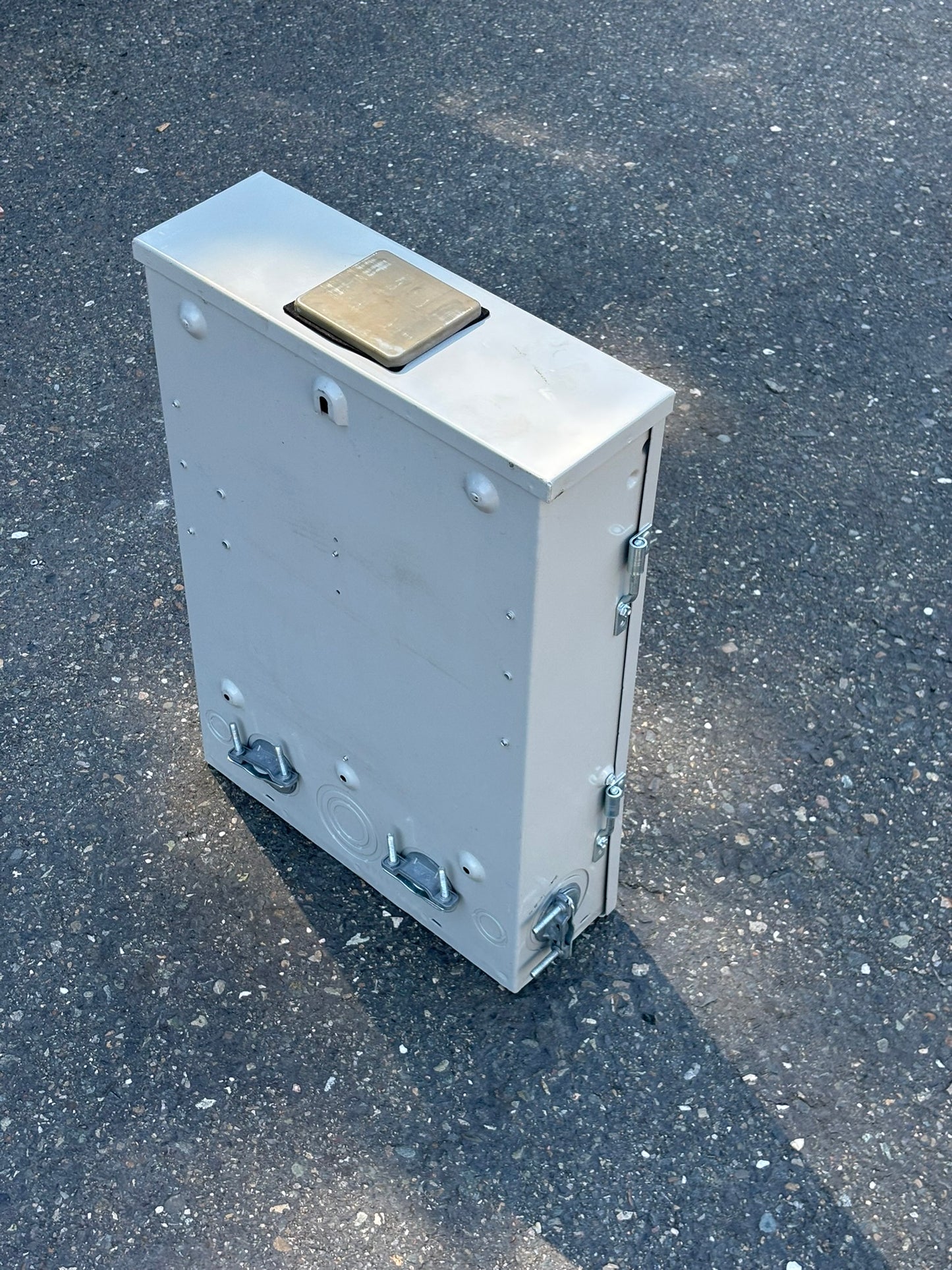 Siemens PNW1224L1125C Outdoor Load Center, 120/240V, No Box