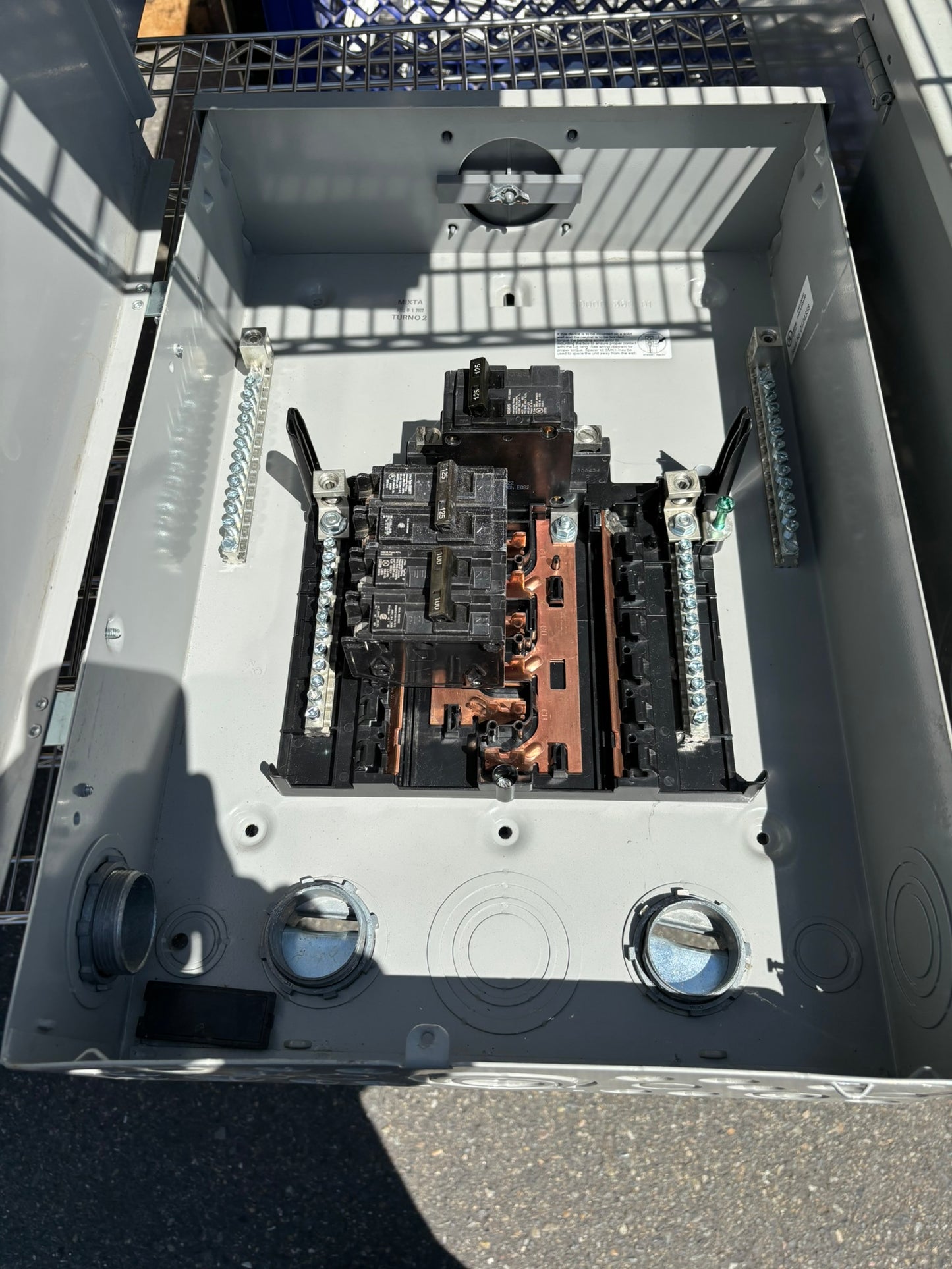 Siemens PNW1224L1125C Outdoor Load Center, 120/240V, No Box