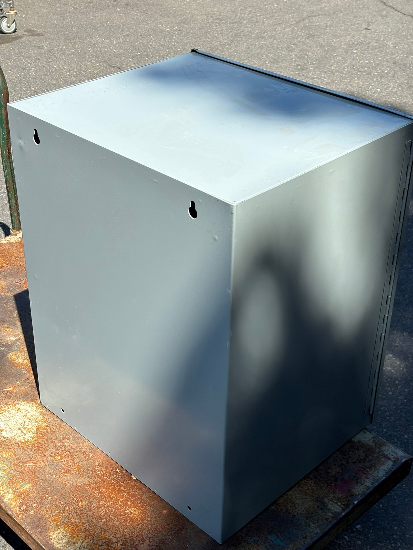 Eaton 302420-1 M1-00 Cooper B-Line Cut Out Box, Secure Enclosure, 30" H x 24" W x 20" L