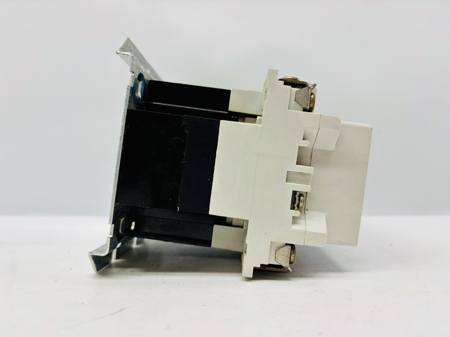 (Pre-Owned) Westinghouse A202K1EA Lighting Contactor