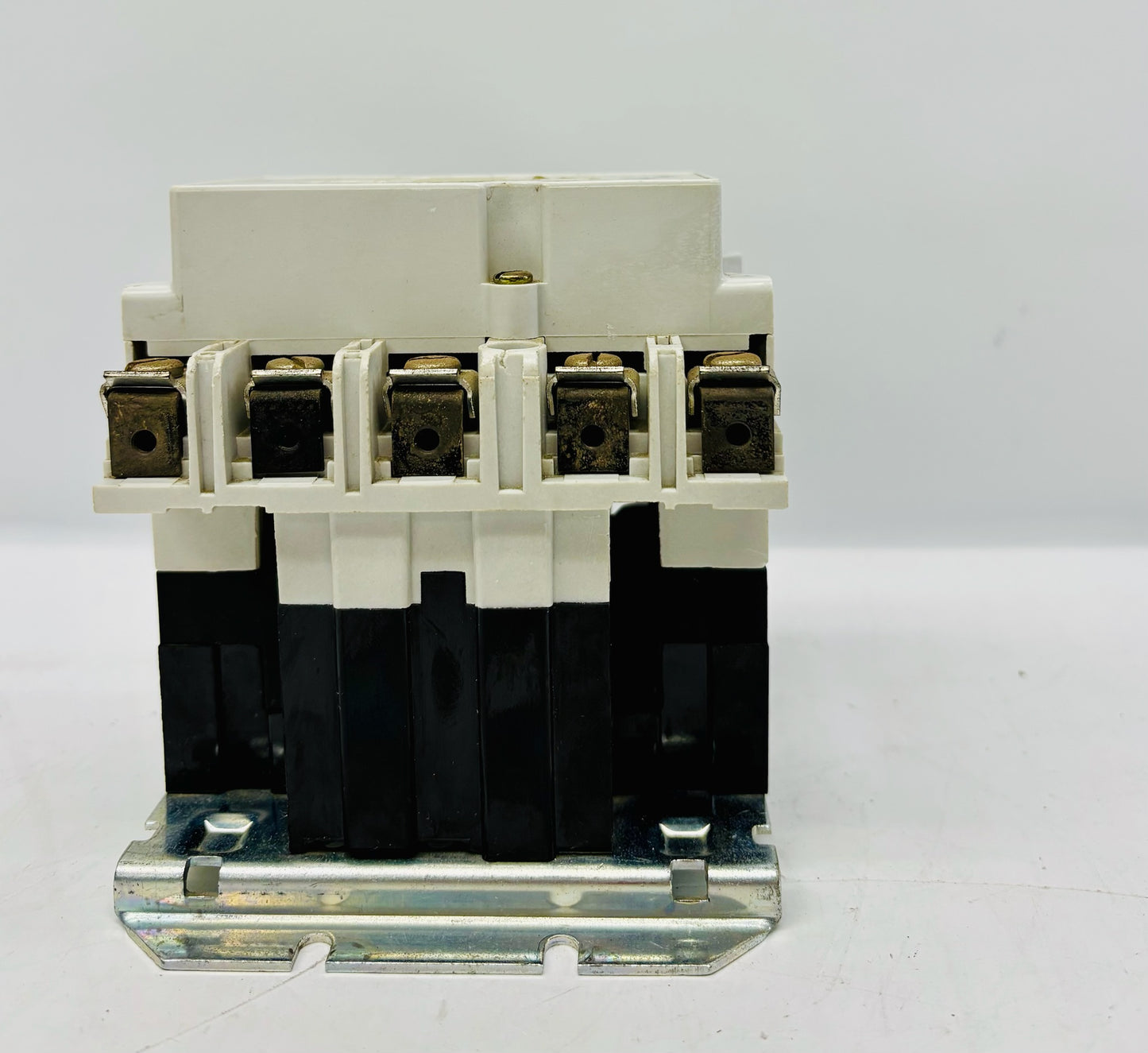 (Pre-Owned) Westinghouse A202K1EA Lighting Contactor