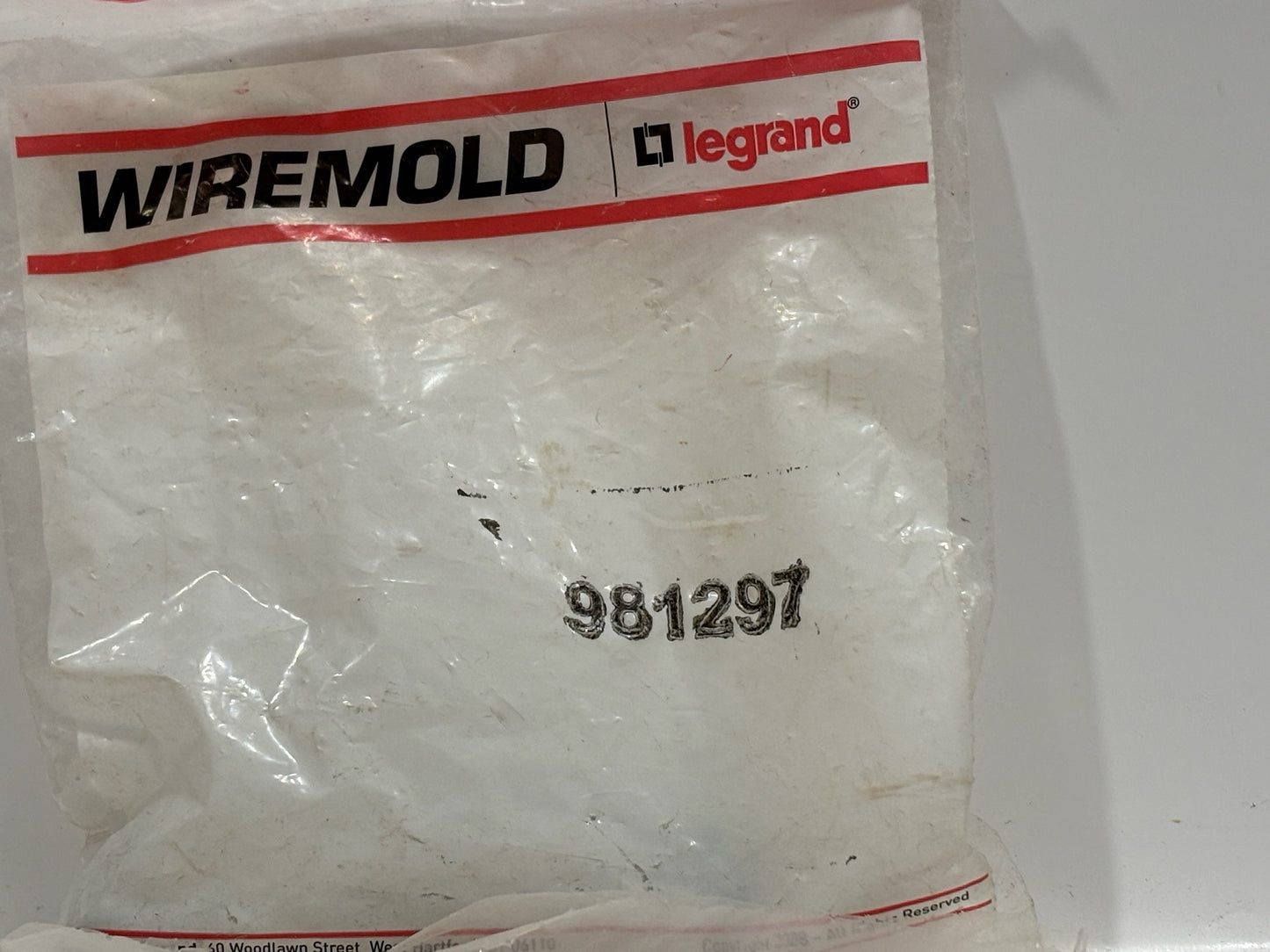 32 PK Wiremold 981297 Link Strap Hardware Kit for Floor Box Installation