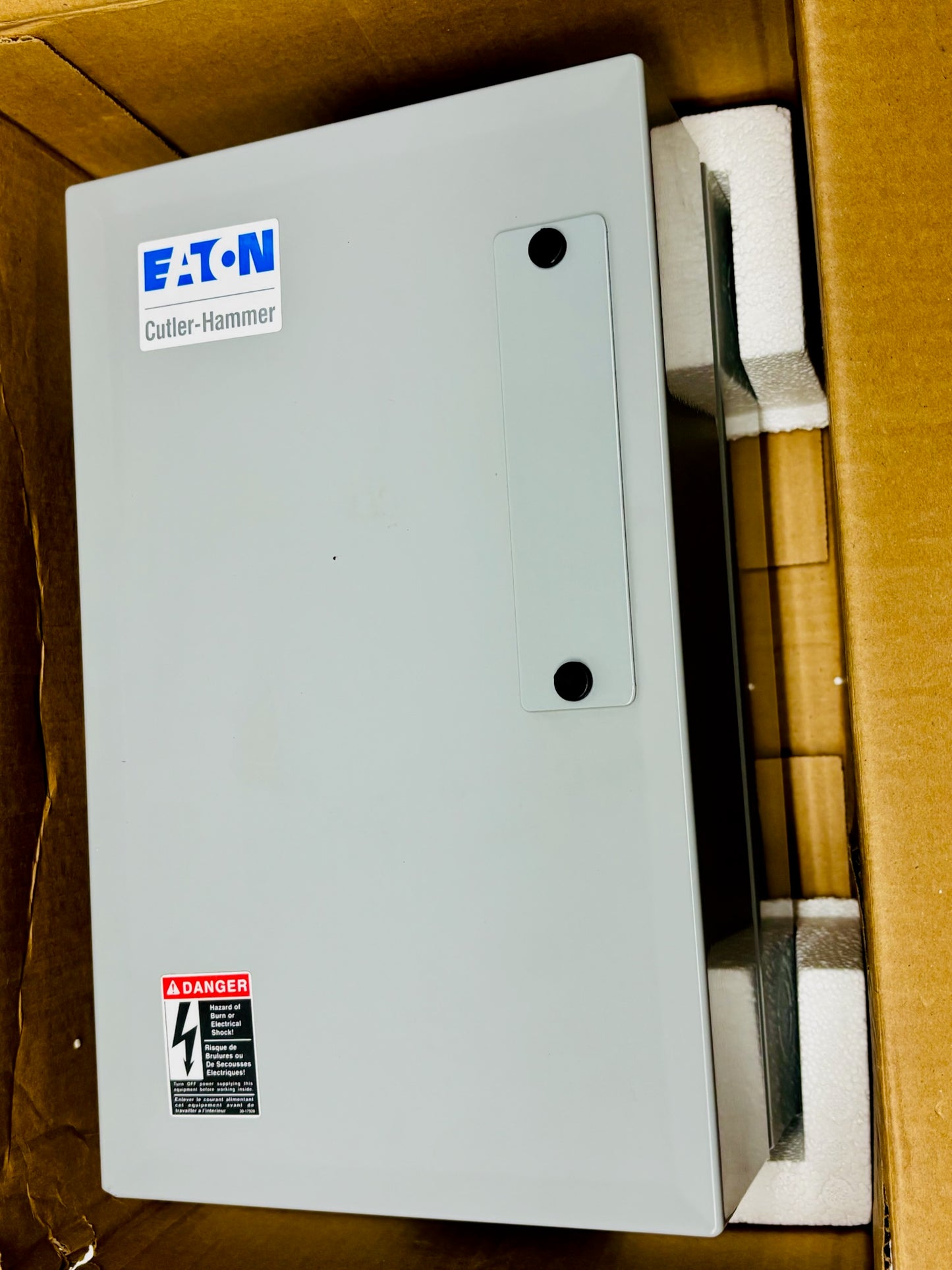 Eaton Cutler-Hammer ECL03B1A6A AC Contactor