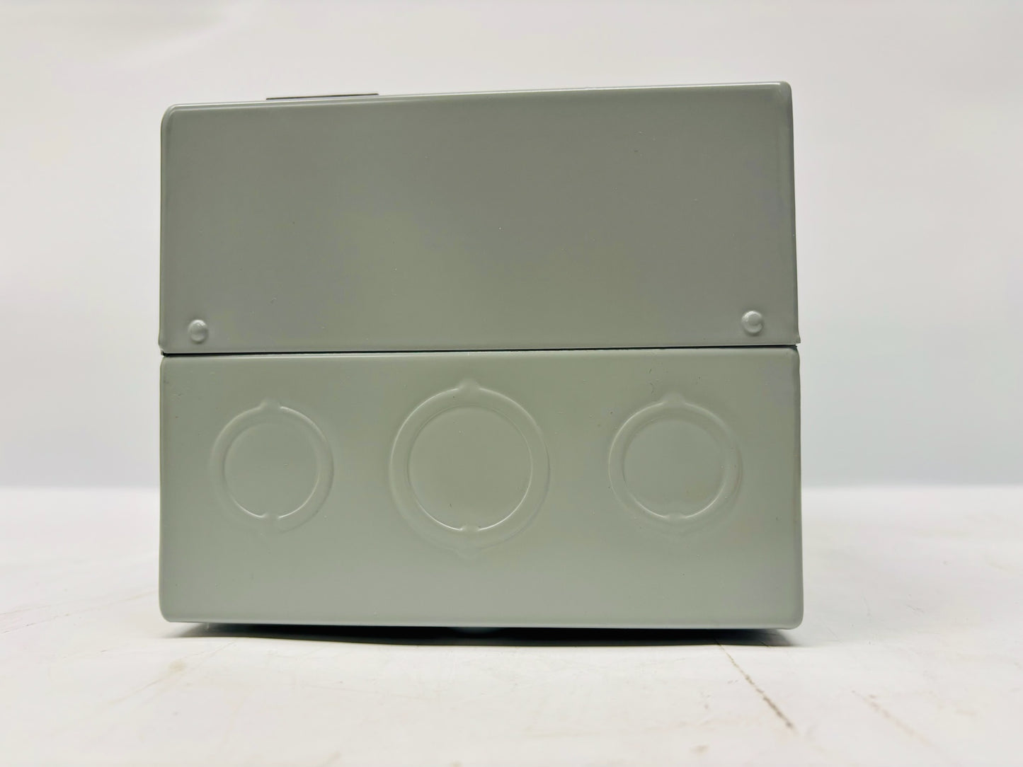 Eaton Cutler-Hammer ECL03B1A3A Contactor (Box Only)