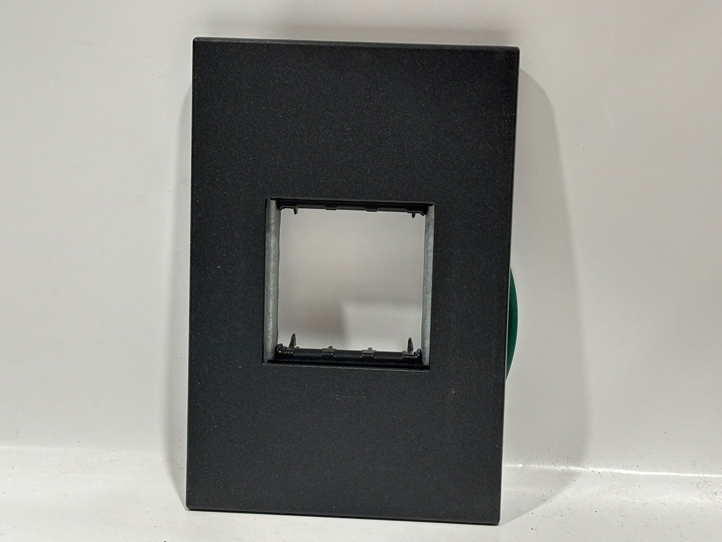 4 PK Legrand Adorne AWP1G2 Decorator Screwless Wall Plate with Microban Protection