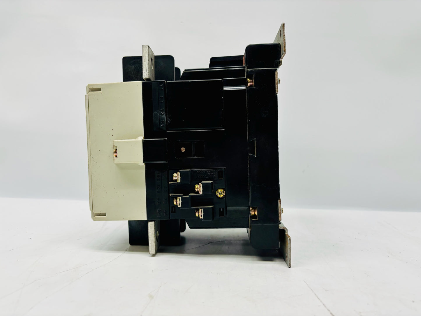 Mitsubishi S-N180 Magnetic Contactor