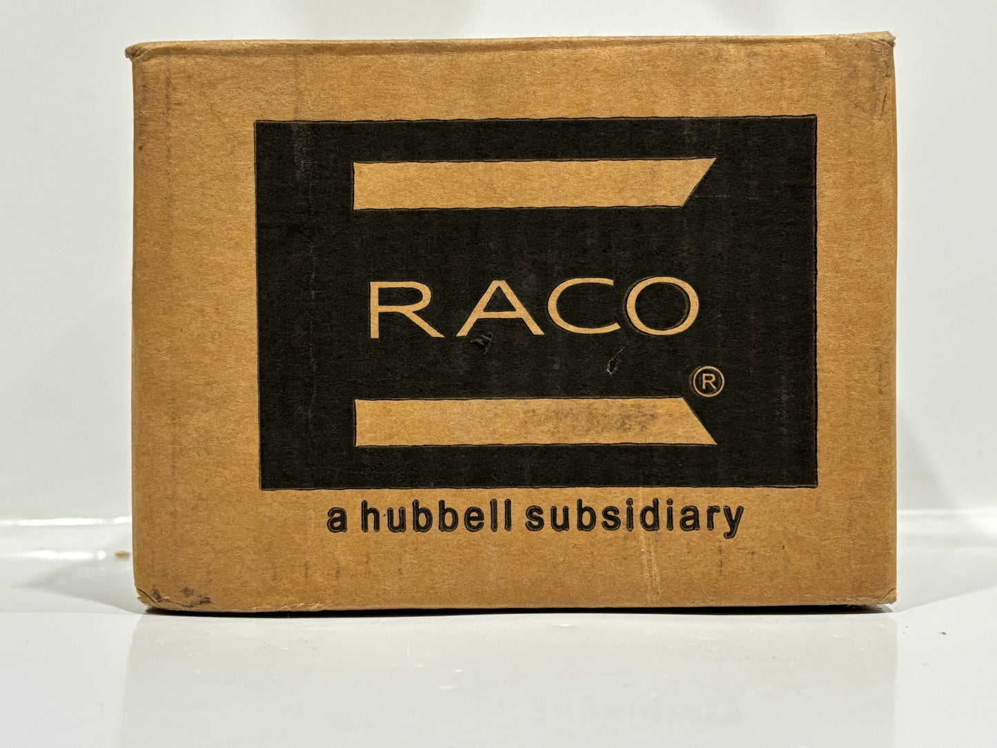 RACO 2966RT 4" Insulated Raintight Compression Connector for EMT Conduit
