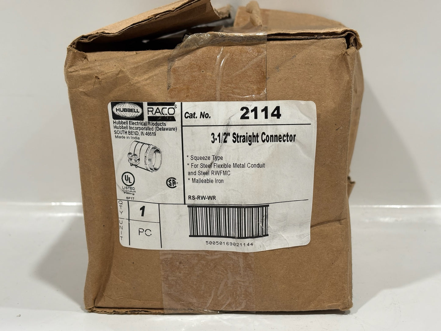 Hubbell RACO 2114 3½″ Straight Squeeze Connector for FMC, Non-Insulated