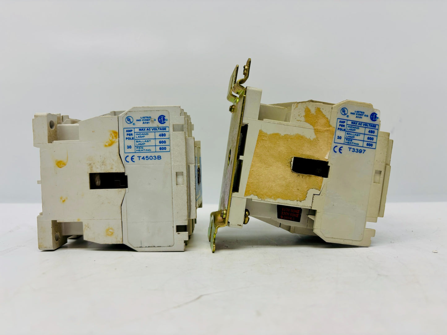 2 Pk Eaton Cutler-Hammer CN35DN3 Auxiliary Contact Kit