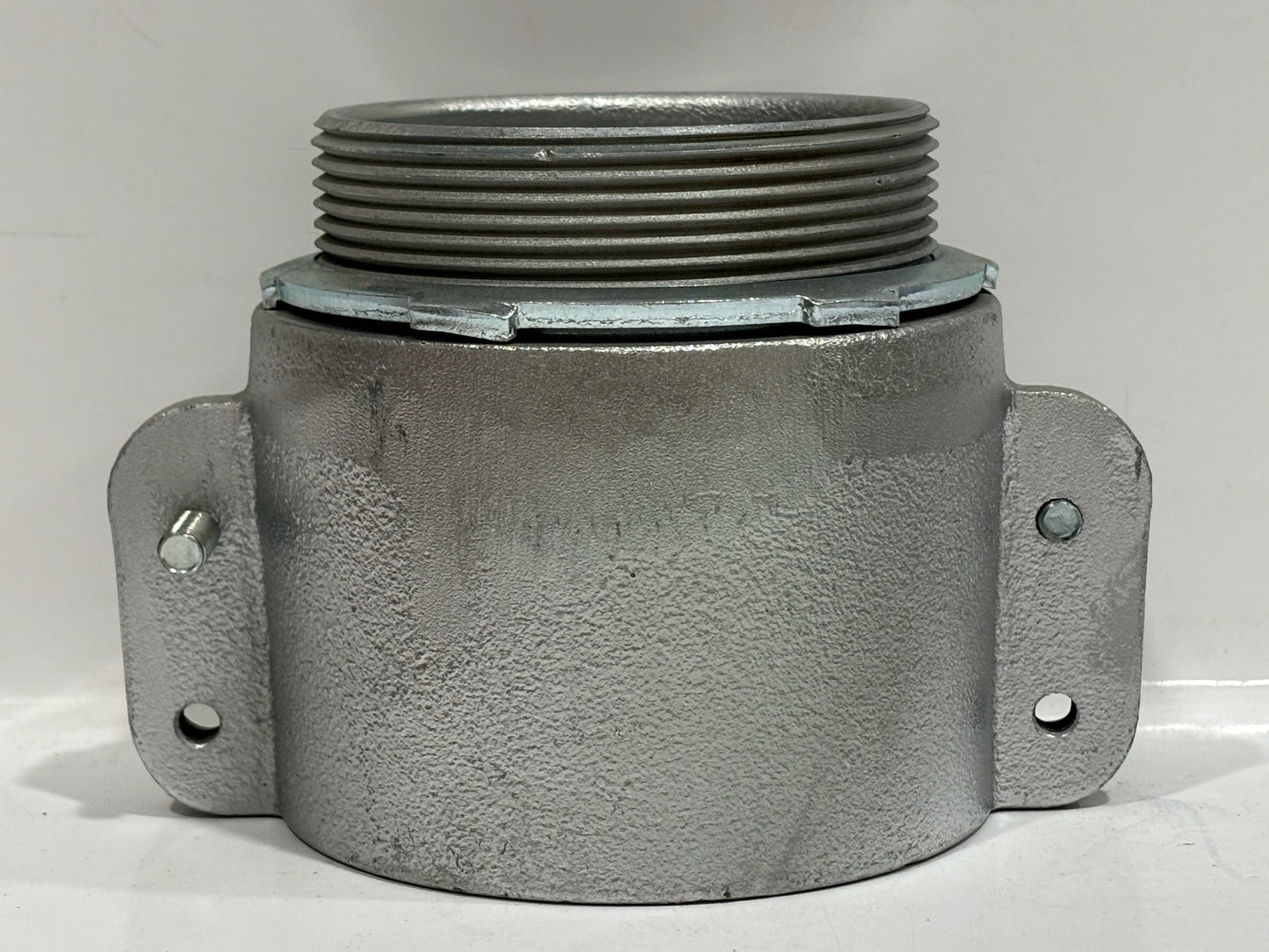 Hubbell RACO 2114 3½″ Straight Squeeze Connector for FMC, Non-Insulated
