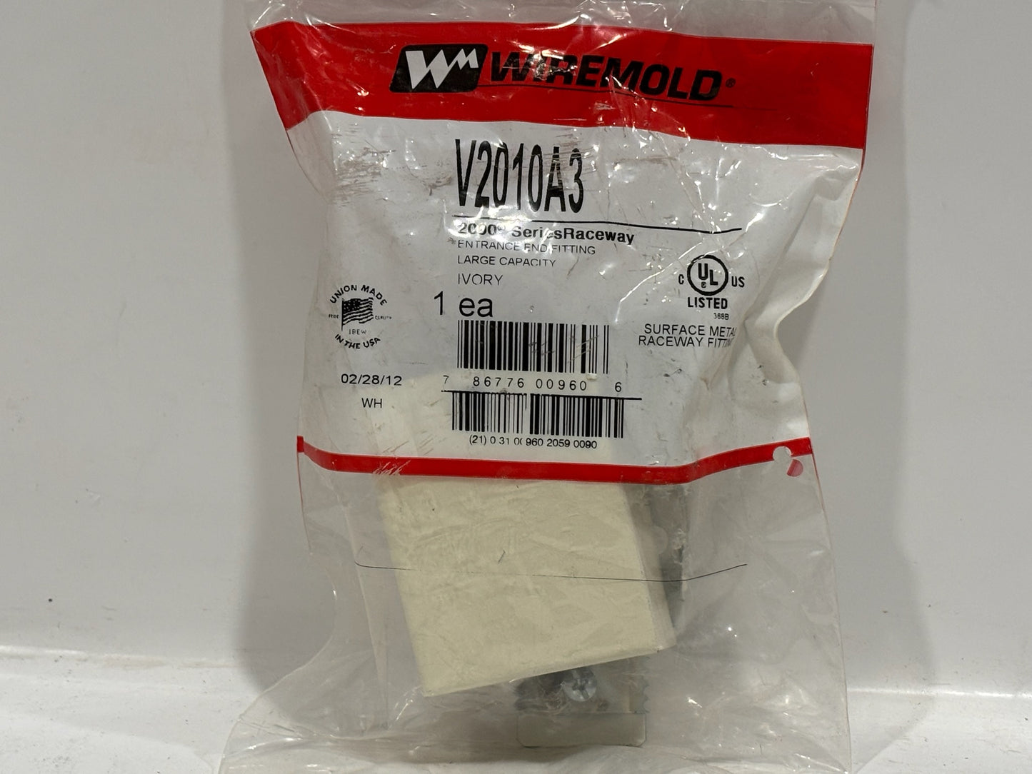 9 PK Wiremold V2010A3 Ivory Steel Entrance End Fitting for 2000 Series Raceway