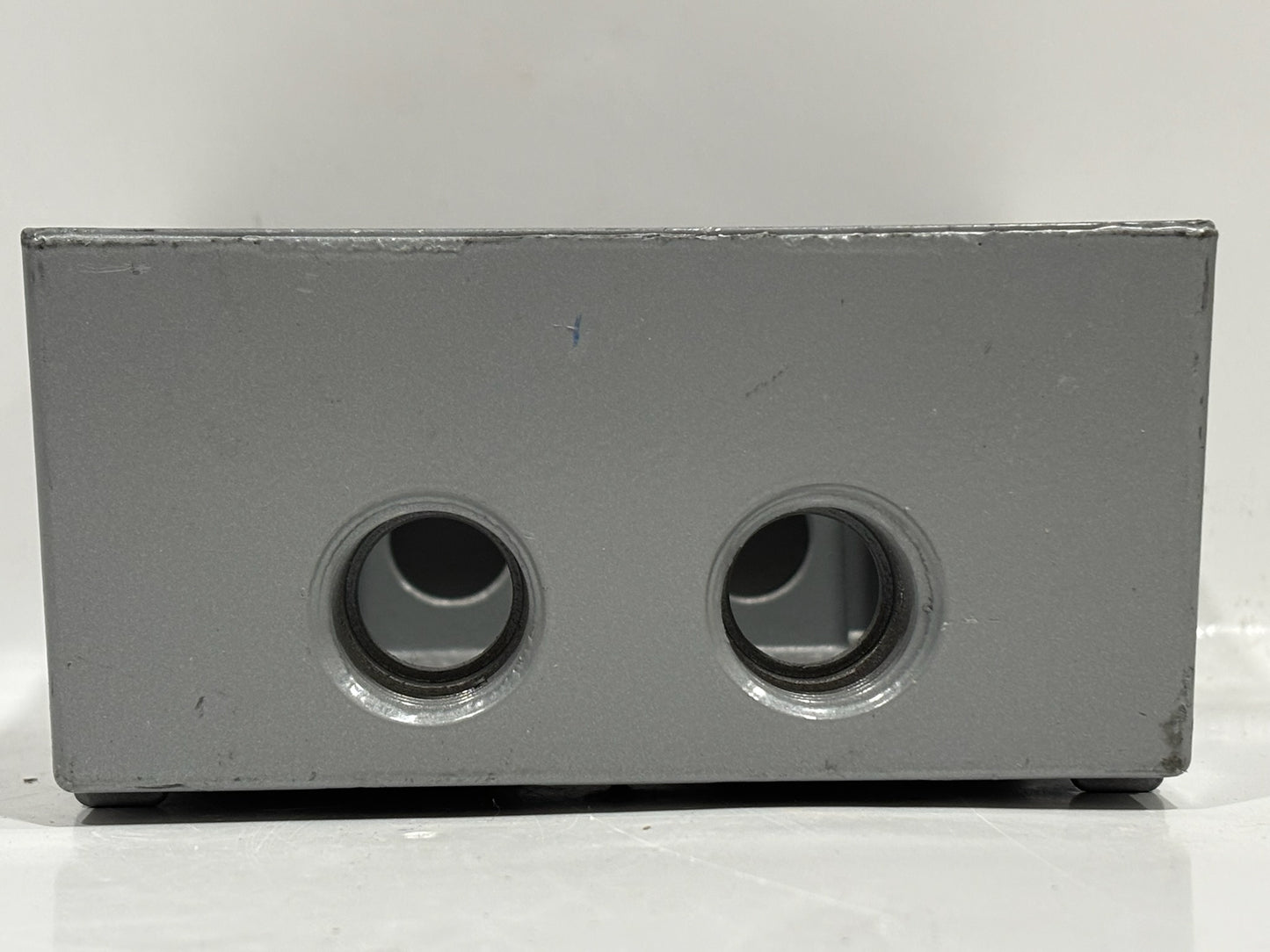 4 PK LR-Series Aluminum Conduit Body (UL E121488, CSA LR57925)