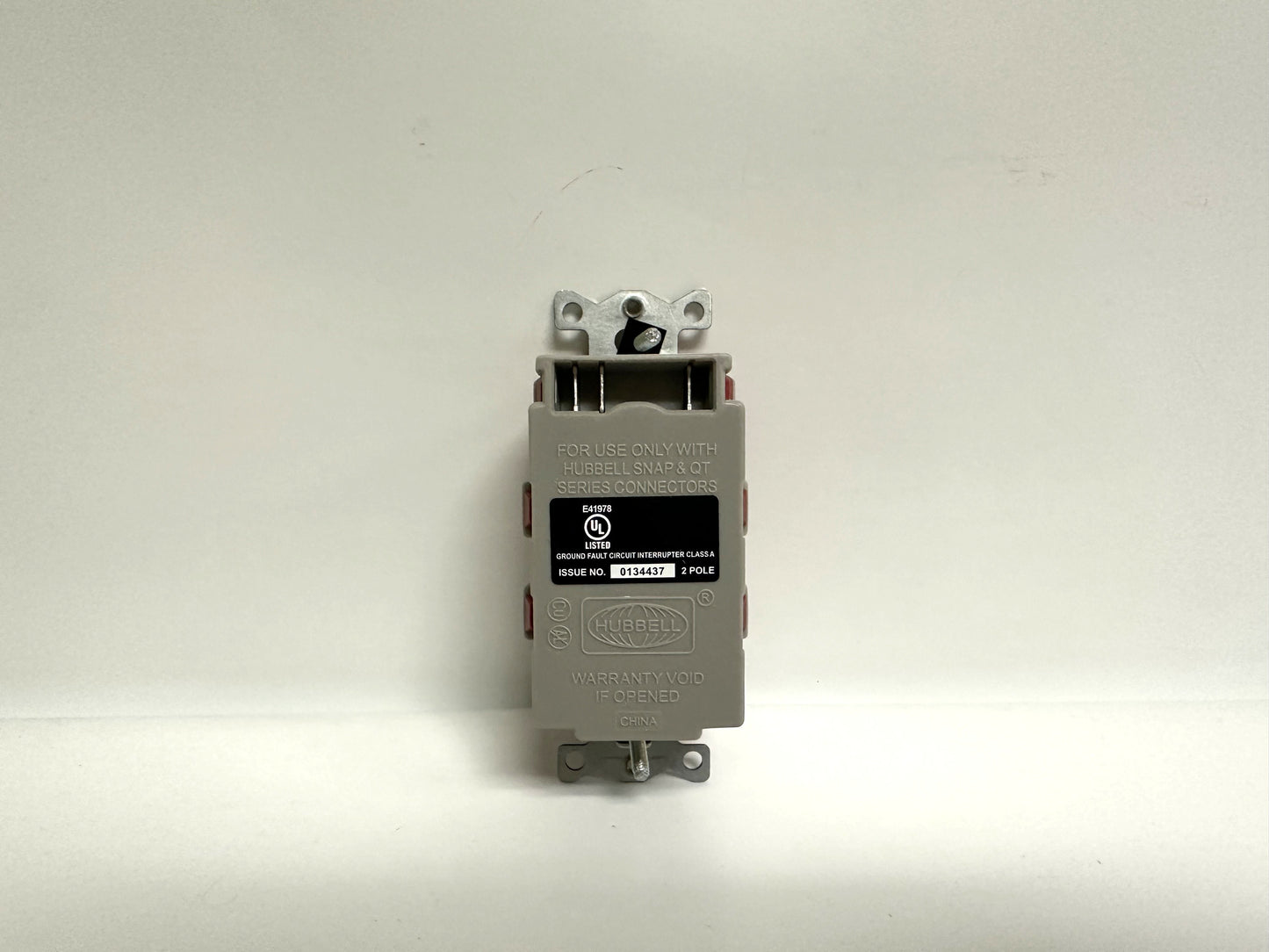 2 PK Hubbell (GFRST20SNAPR) Commercial Self Test Snap Grounding Receptacle, Red