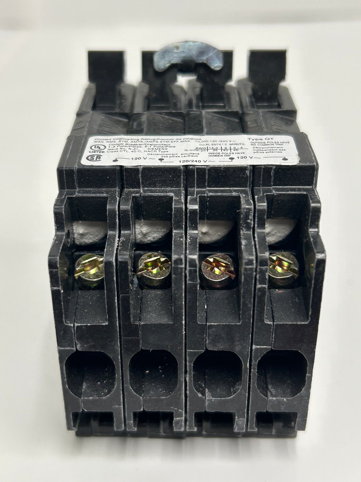 SIEMENS Q22030CT Circuit Breaker TRIPLEX 20/30Amp 120/240V 60Hz QT (6 Pk)