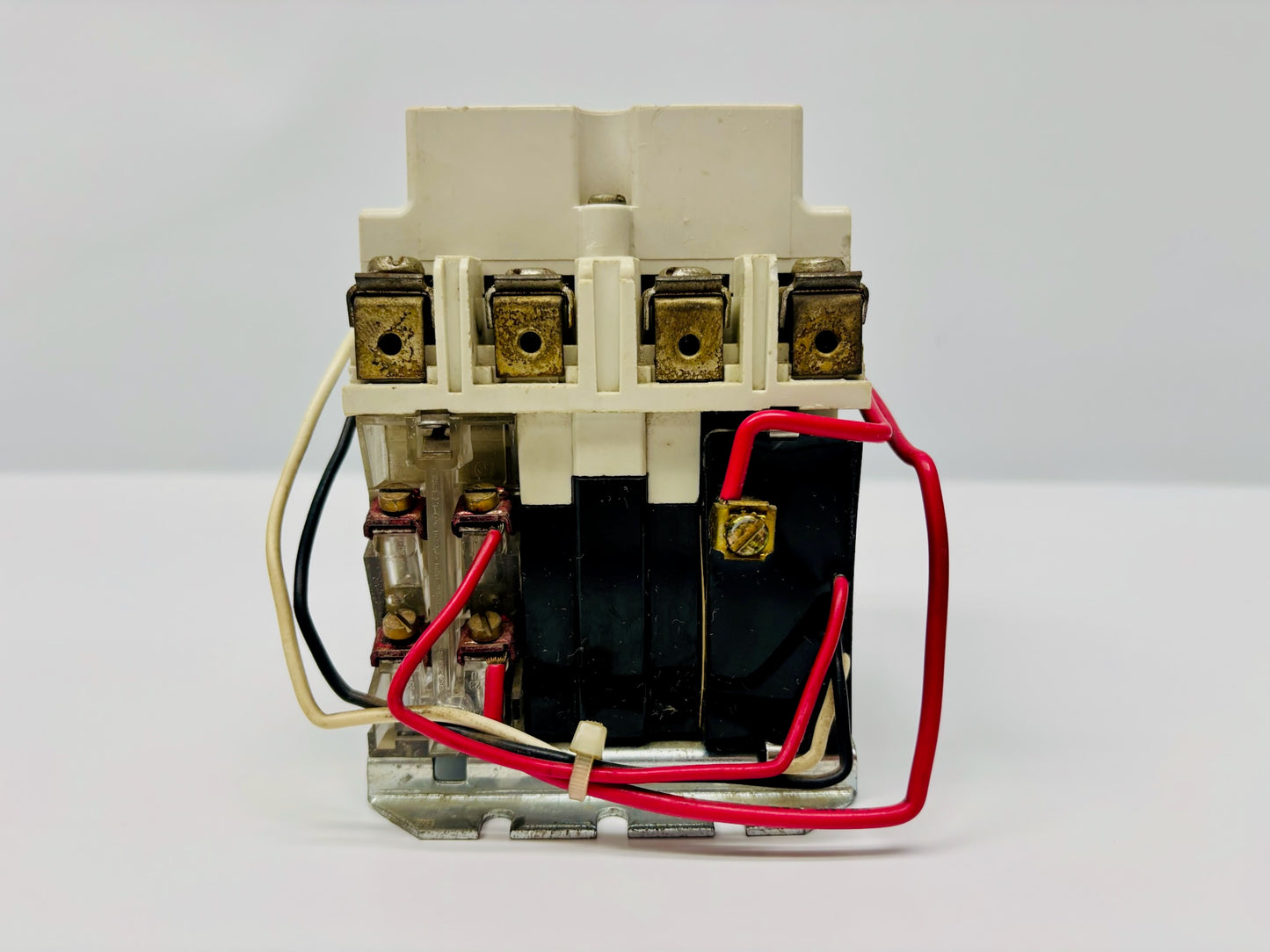 Westinghouse A202K1DAM 3-Pole Industrial Power Contactor
