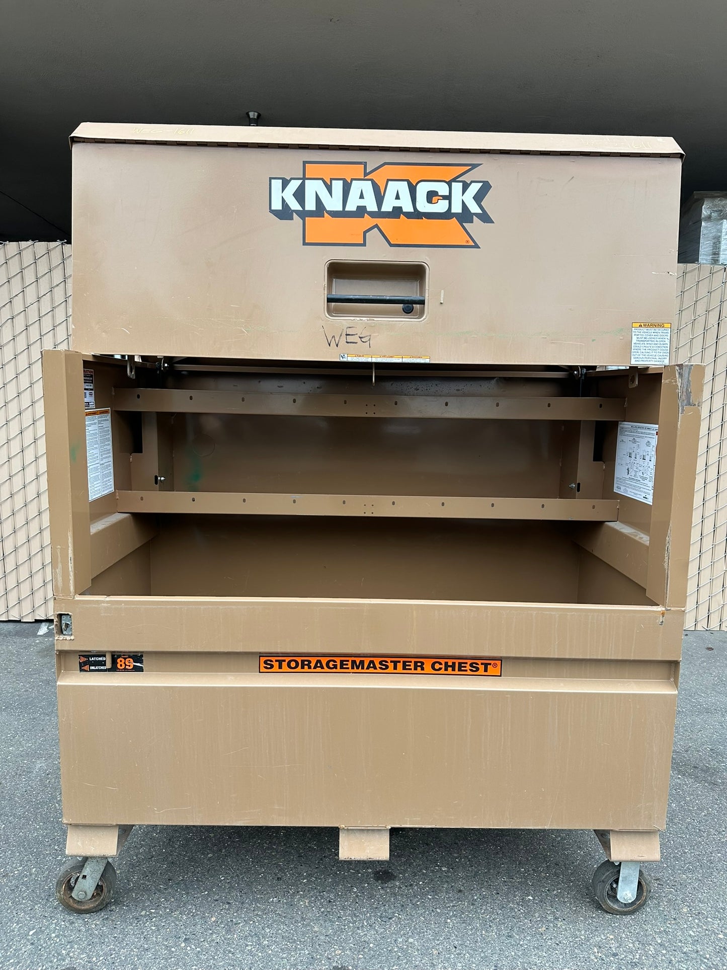 Knaack MoD. #89 Serial #1824217507 Storagemaster Chest Piano Box 47.8 Cu. Ft.