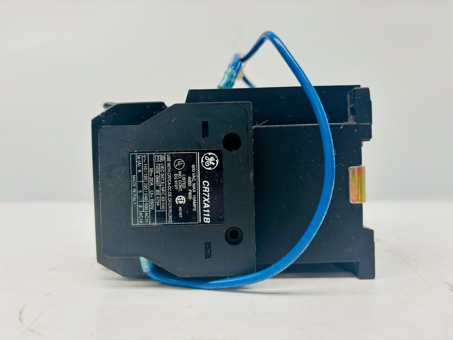 General Electric CR72A Starter with CR7XA11B Auxiliary Contact Block
