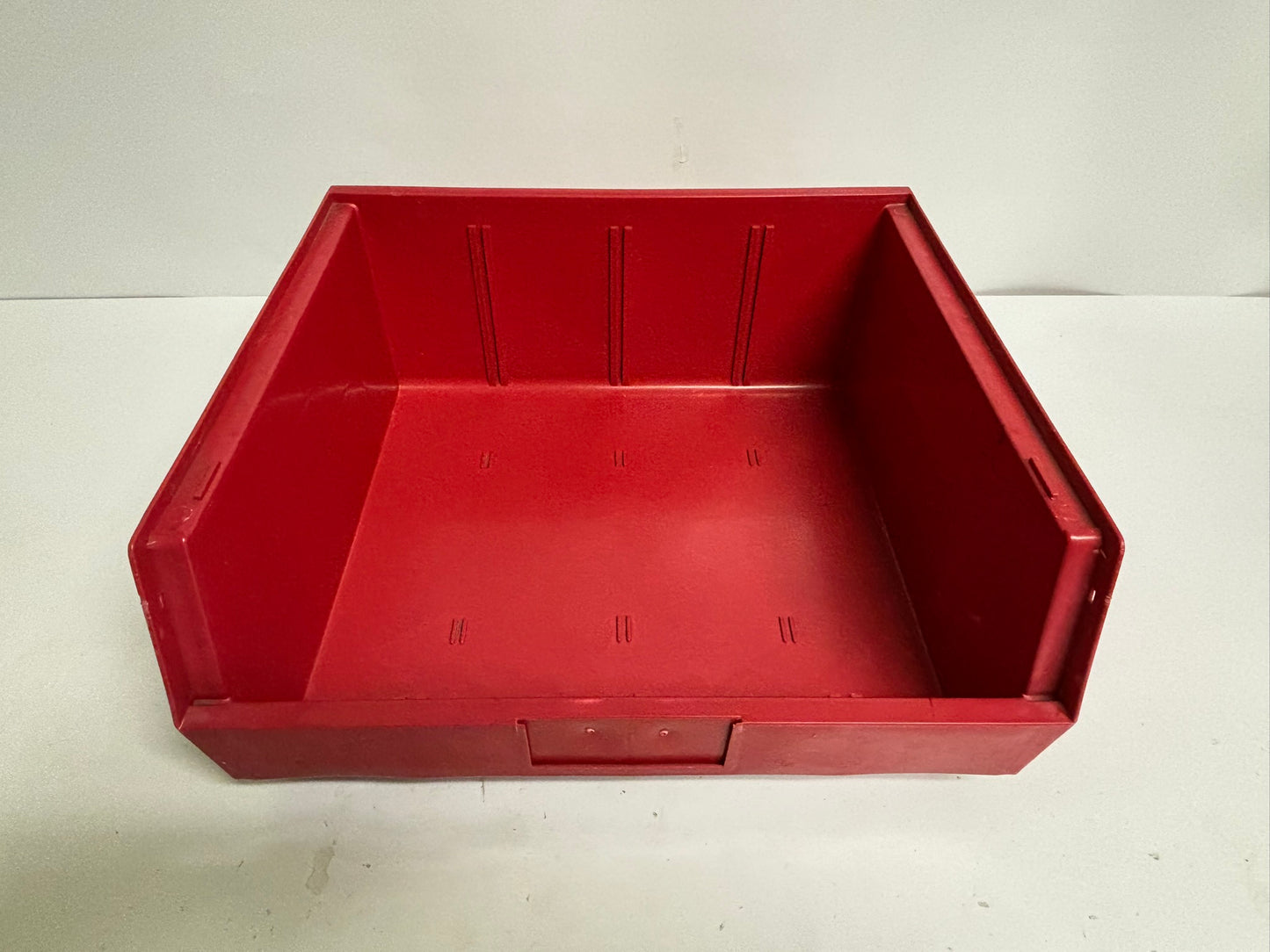 10 PK QUANTUM QUS-250 Hang & Stack Plastic Storage Bin(7in x16 1/2in x14 3/4 in)