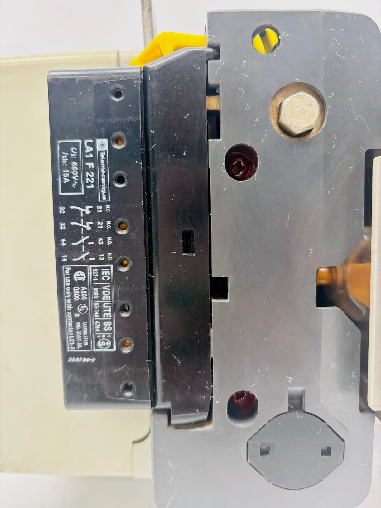 Telemecanique LC1FJ43 TeSys F 3-Pole Contactor