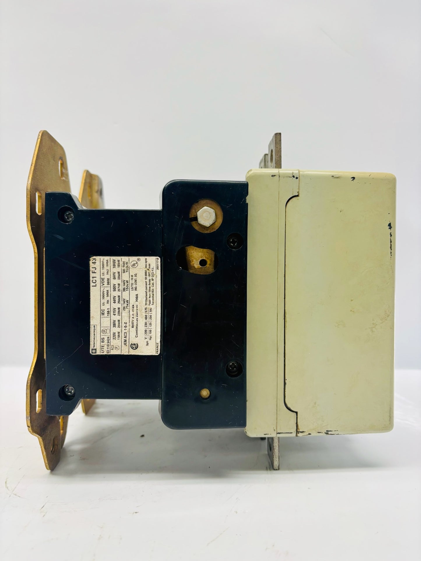 Telemecanique LC1FJ43 TeSys F 3-Pole Contactor