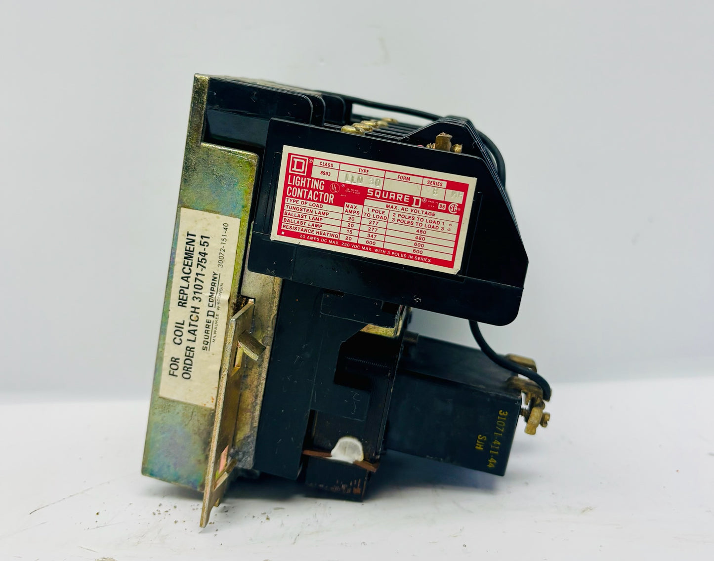 Square D 8903LL030 30A 3-Pole Lighting Contactor by Schneider Electric