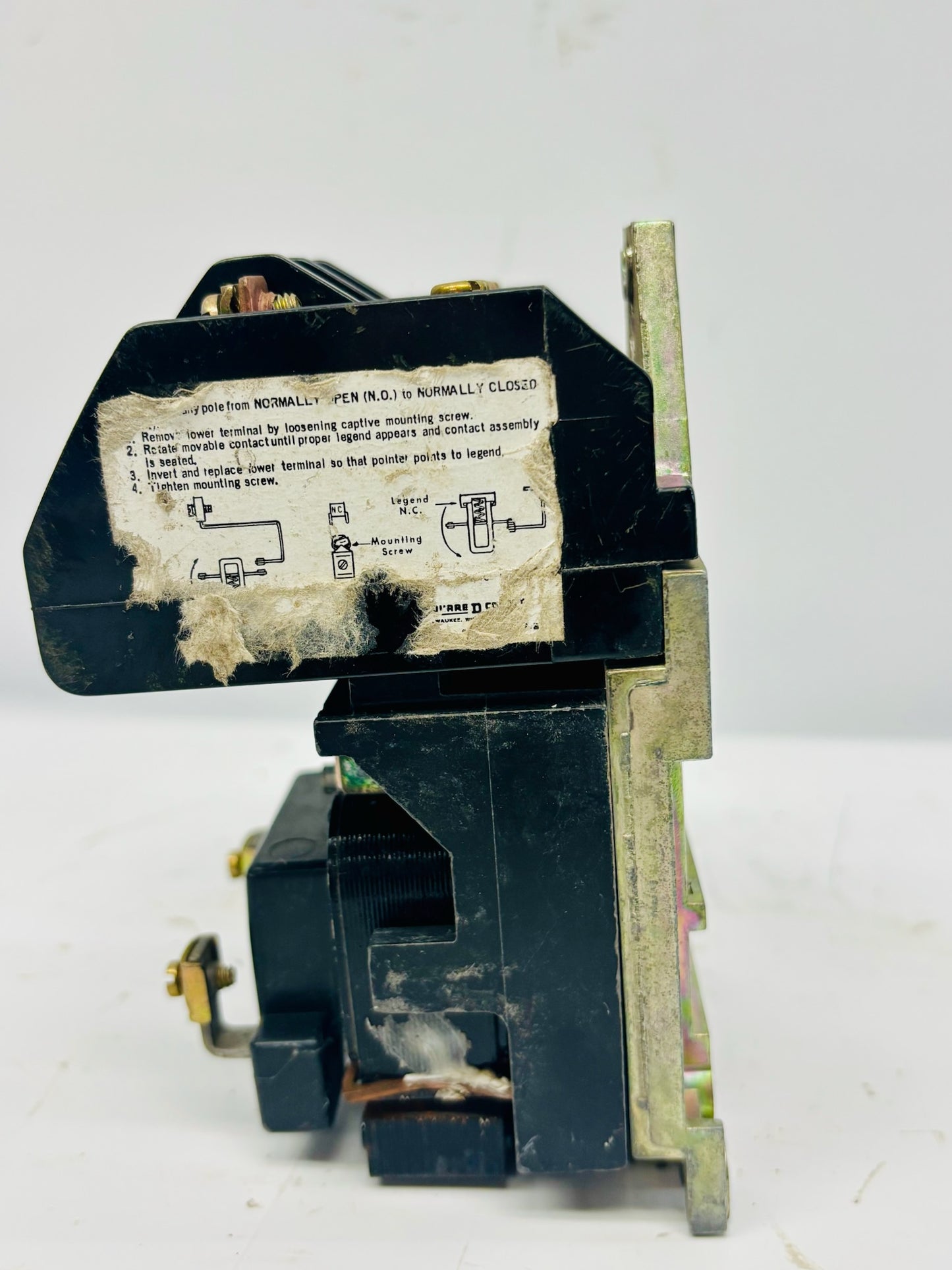 Square D 8903LG20 30A 2-Pole Lighting Contactor