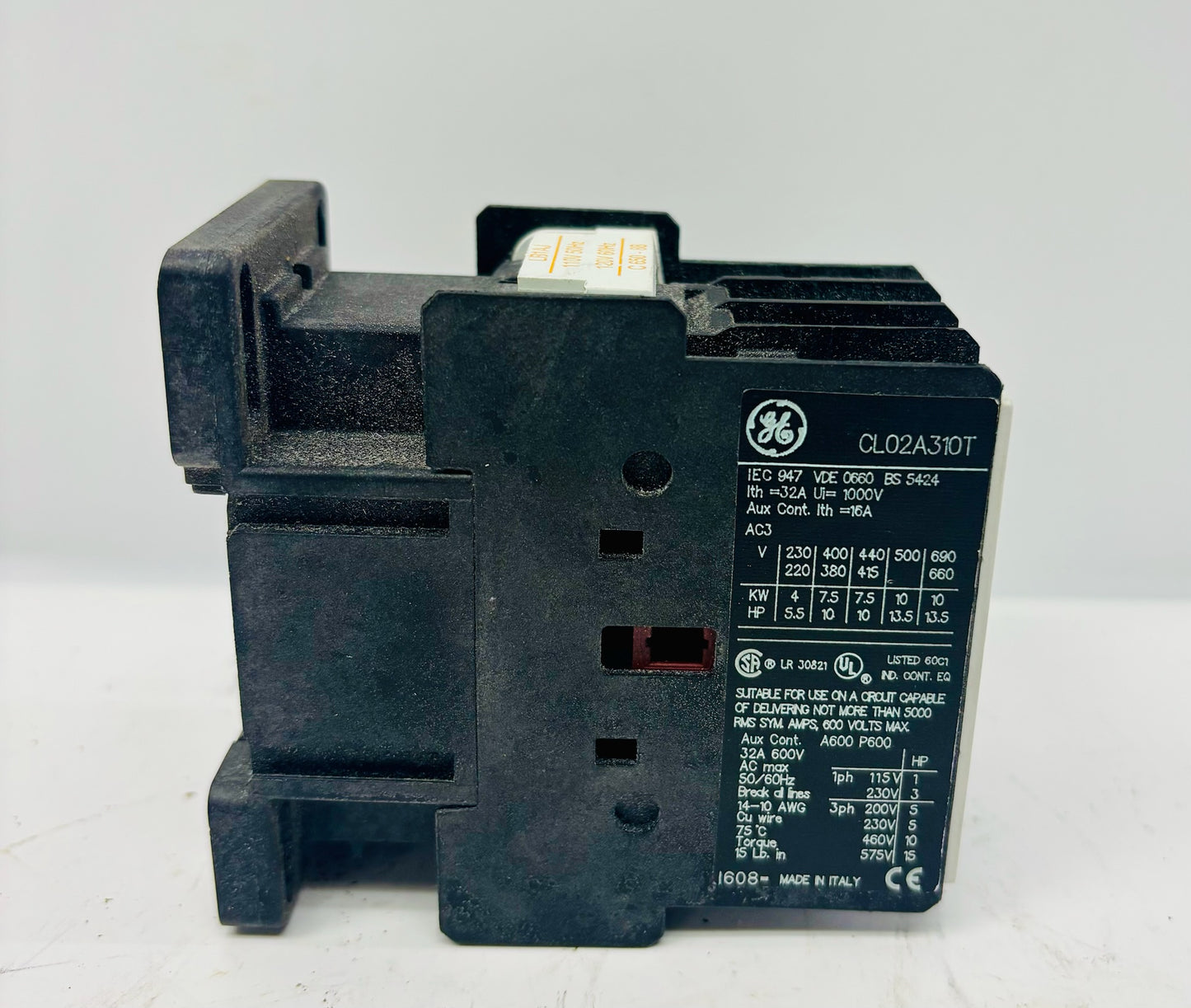 General Electric CL02A310T 3-Pole Electrical Contactor 32A