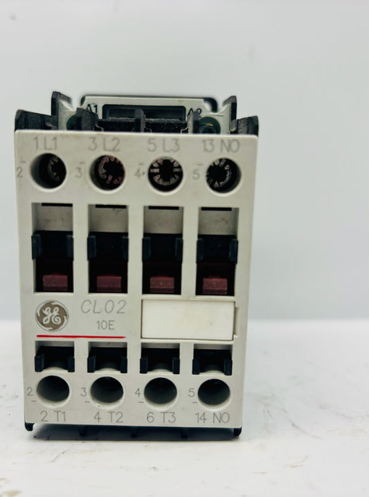 General Electric CL02A310T 3-Pole Electrical Contactor 32A