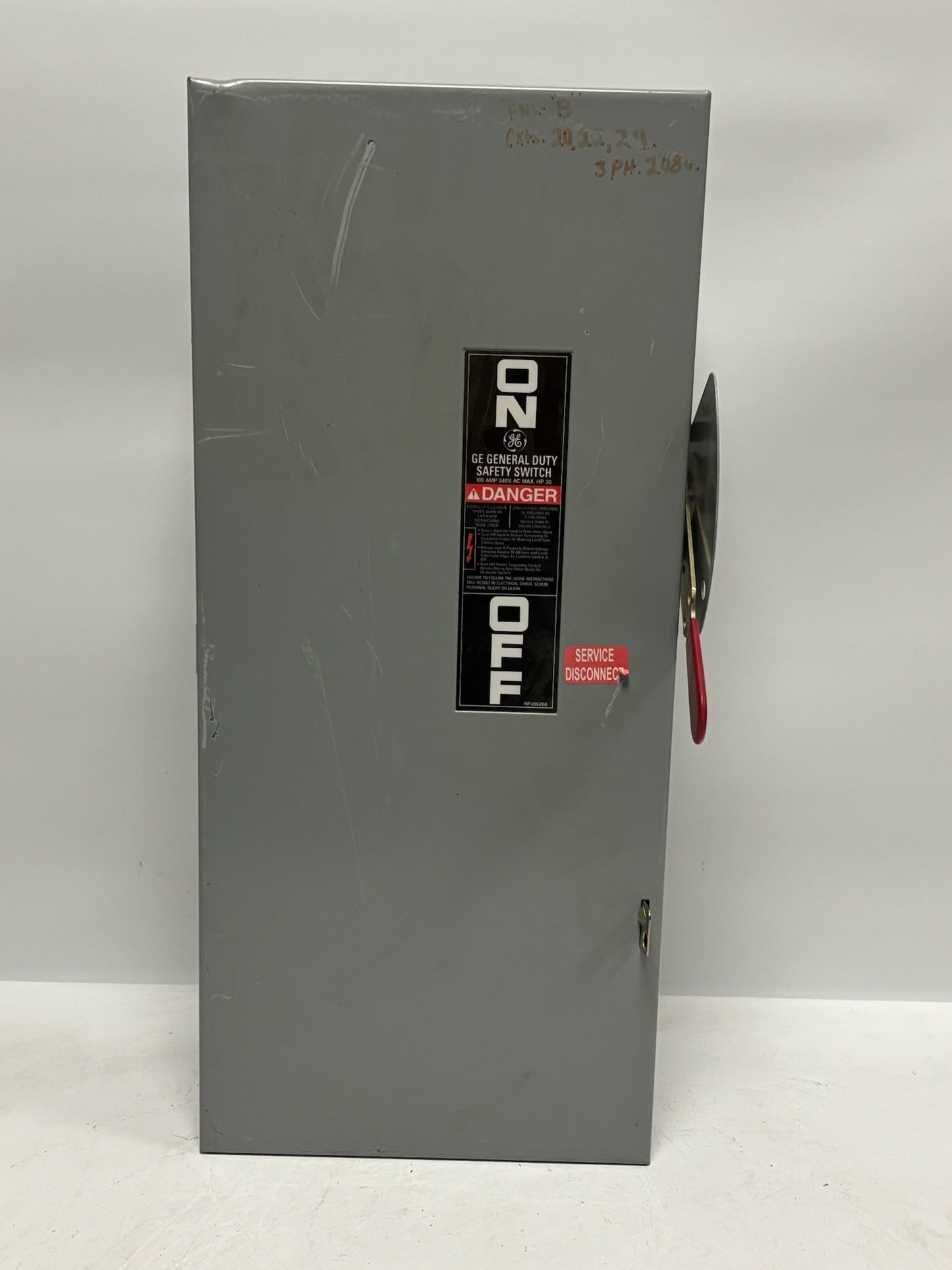 GE Spec‑Setter TG4323 100 A 3‑Pole Fusible Safety Switch (240 V, NEMA 1)