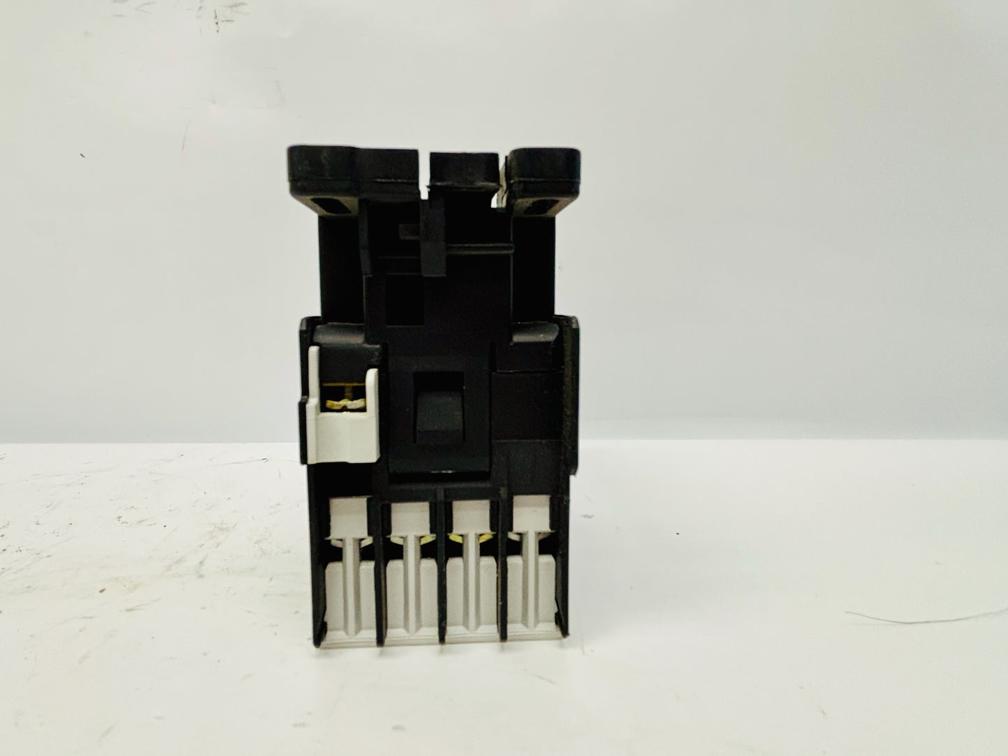 General Electric RL4RA022T Control Relay/Contactor