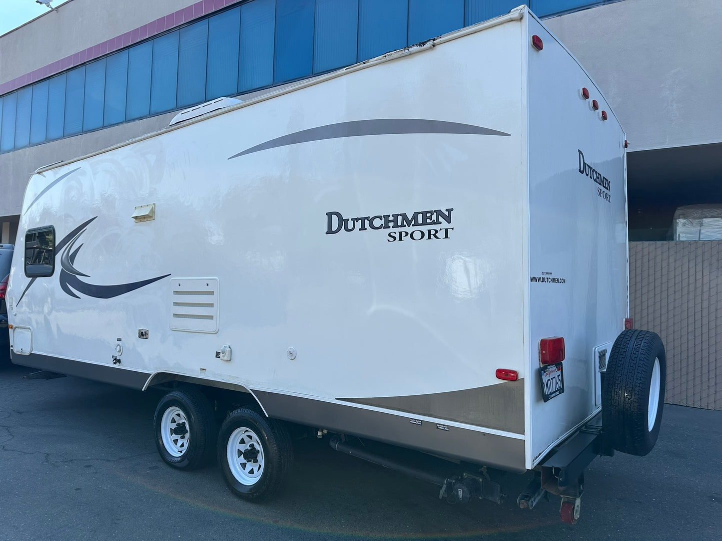 2012 Dutchmen Sport 185DB RV- Travel Trailer Sleeps 7 Person Cold AC