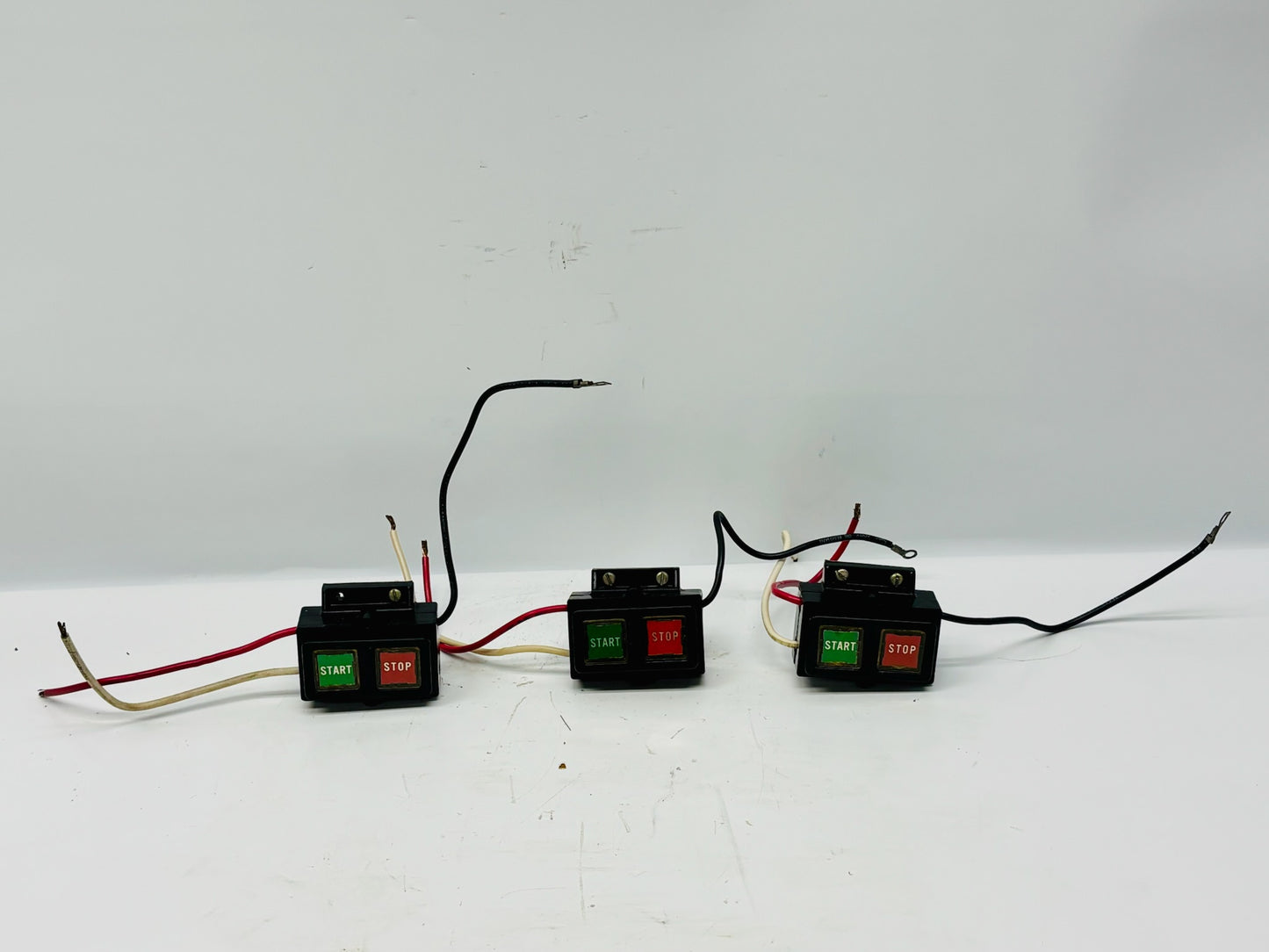 3 Pk General Electric CR-103 A1 Momentary Industrial Pushbutton
