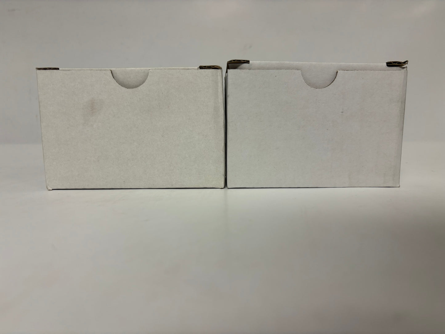 2 PK EST Genesis G1-VM Multi CD Strobe Scope 24 VDC/CC - White/Blanc