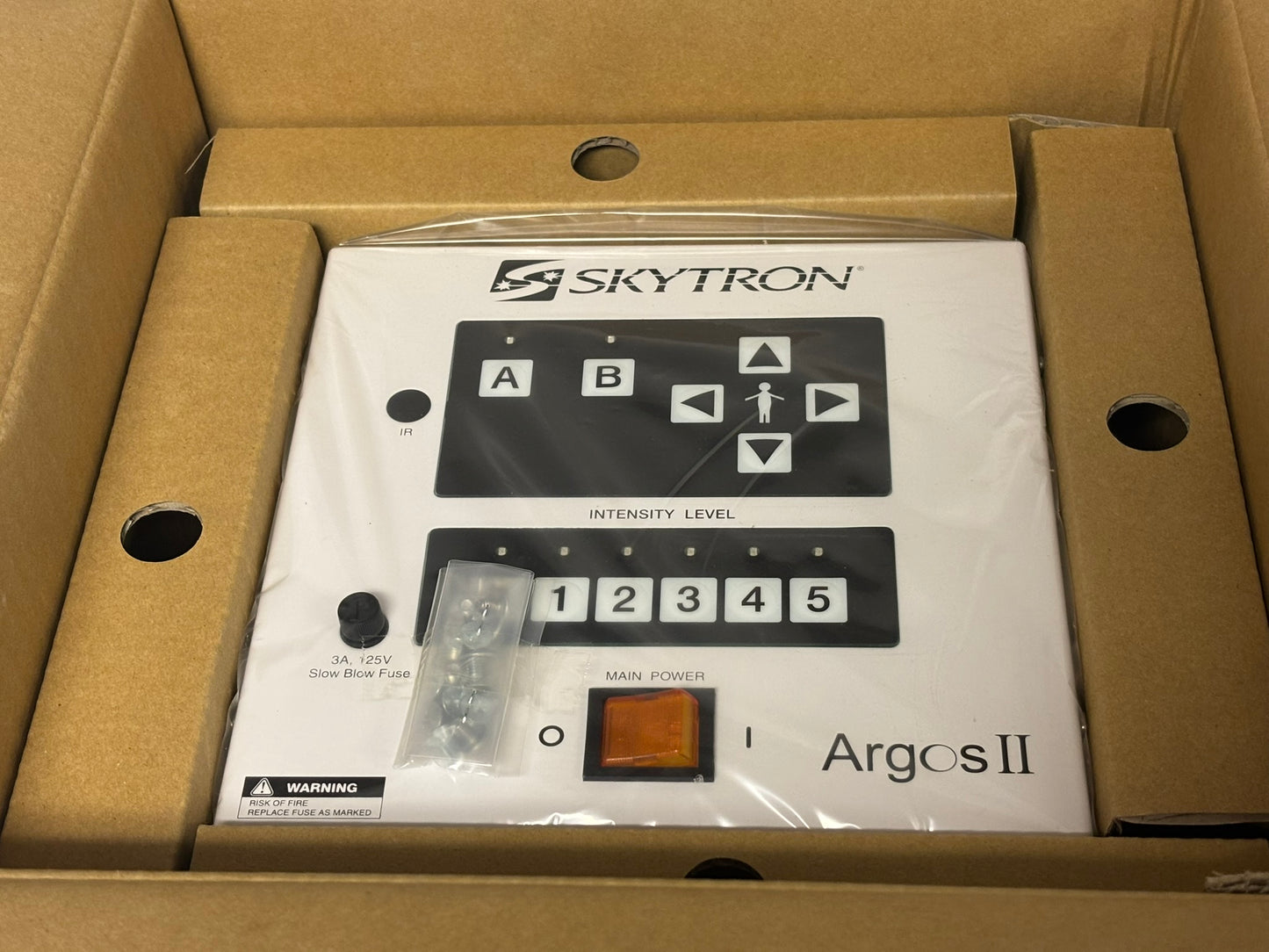 New Open Box SKYTRON Argos II Wall Control Unit AR-24 For 2 Units